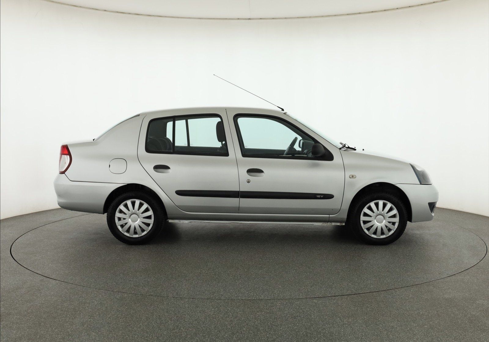Renault Thalia, 1.2 16V, po STK, rezervace - fotka 6