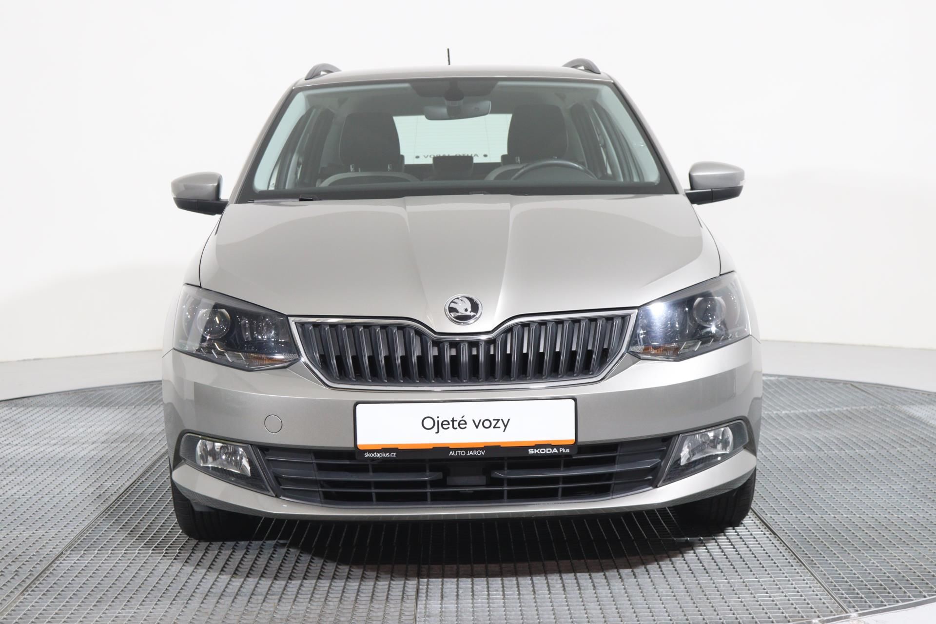 Škoda Fabia, COMBI STYLE 1,2 TSI 66 kW - fotka 4