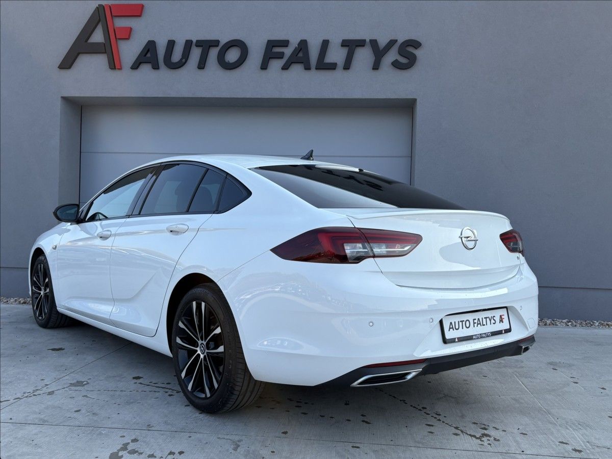Opel Insignia, 2,0 CDTi AWD AT8 Ultimate GS - fotka 5