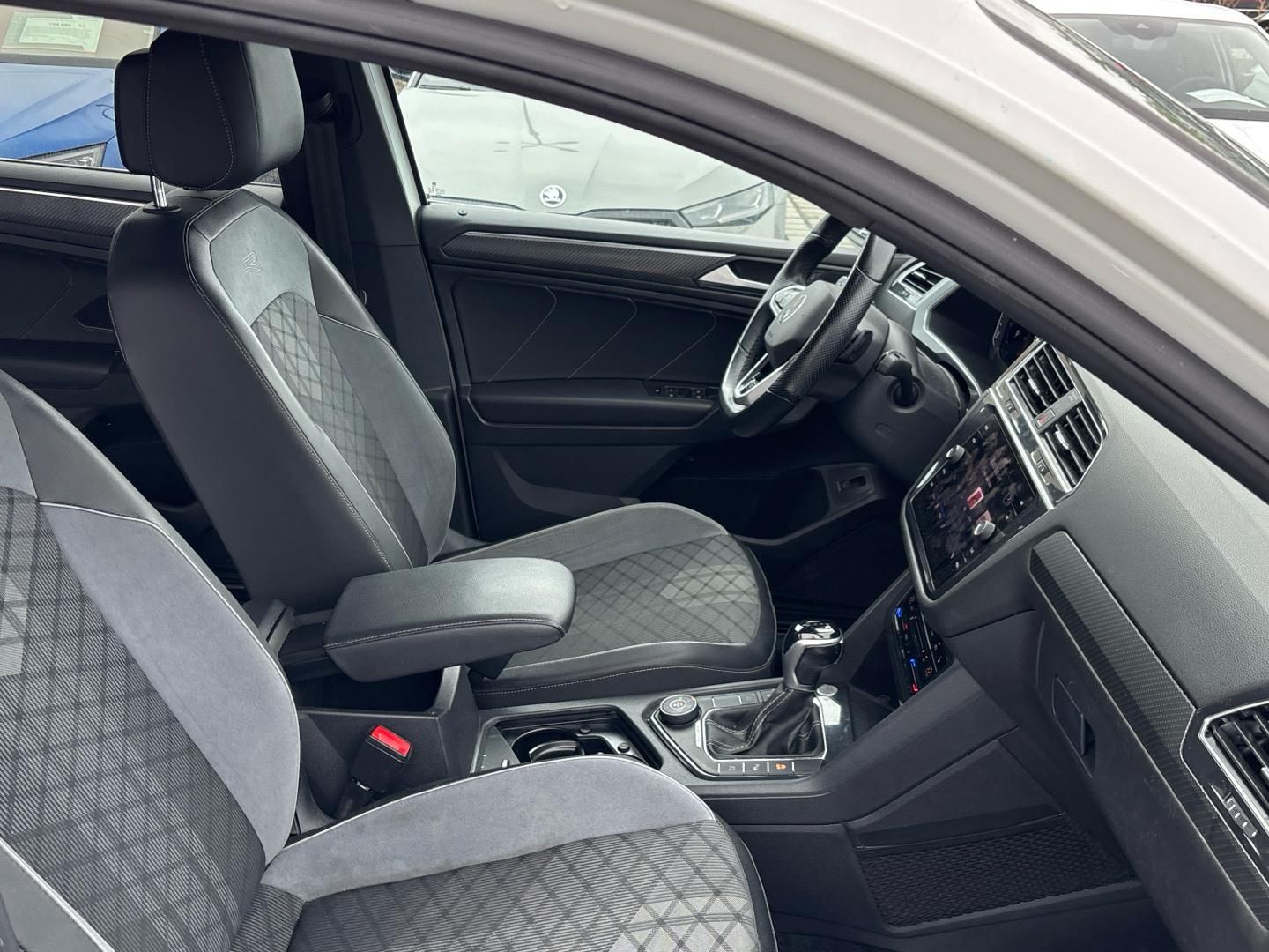 Volkswagen Tiguan Allspace, 2.0 TDI / 110 kW R-Line 4MOT D - fotka 6