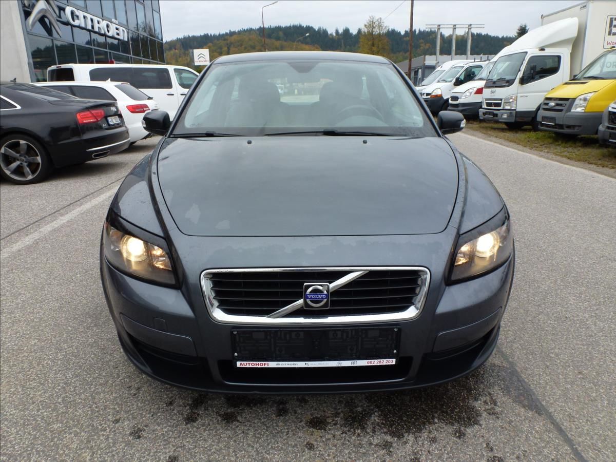 Volvo C30, 2,0 i 16V Titanium Grey - fotka 4