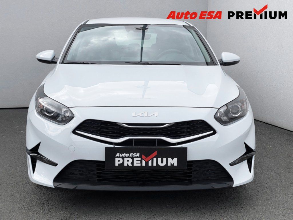 Kia Cee´d, 1.5 - fotka 2