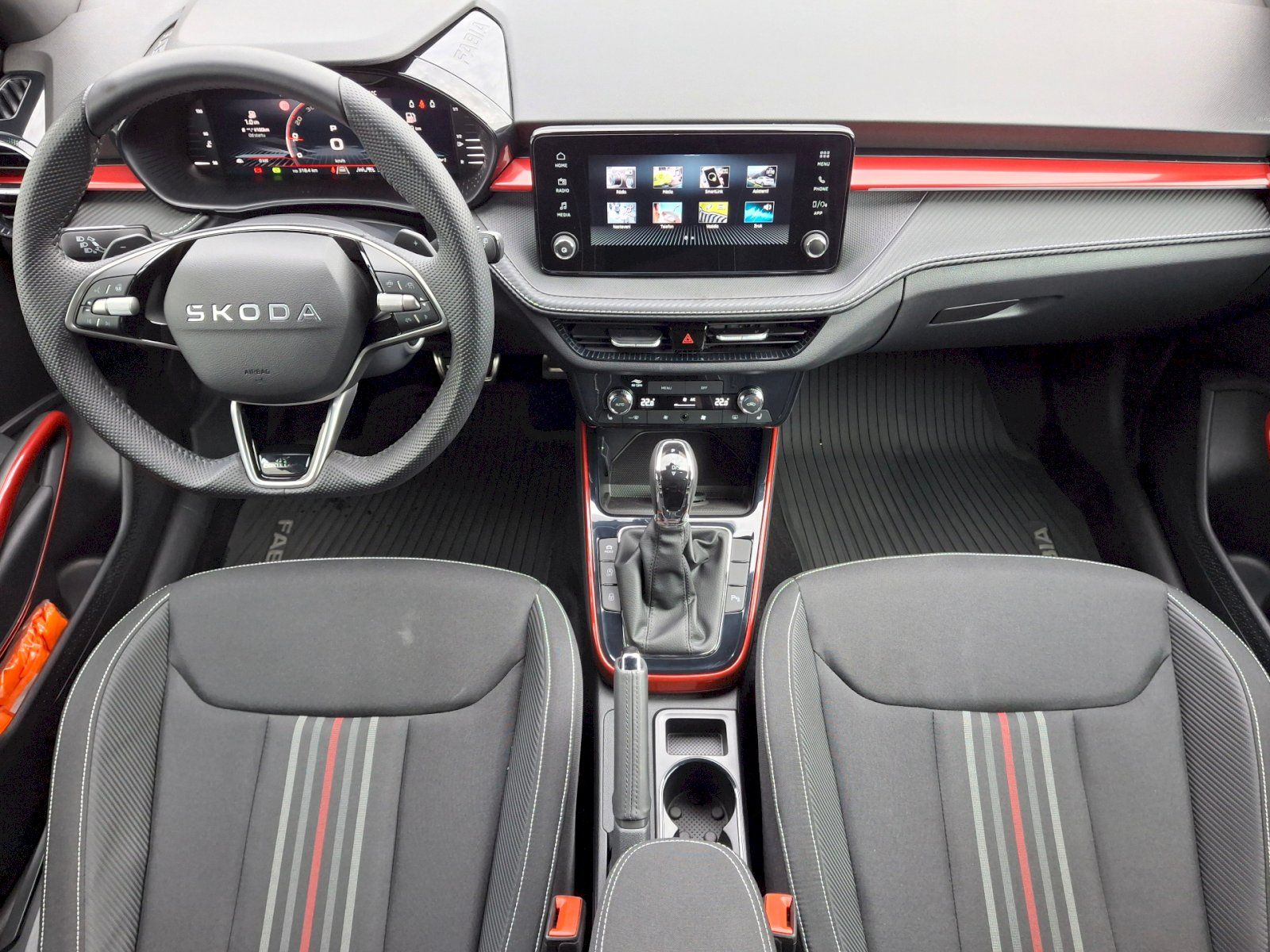 Škoda Fabia, Monte Carlo DSG 1,5TSi 110kW - fotka 5