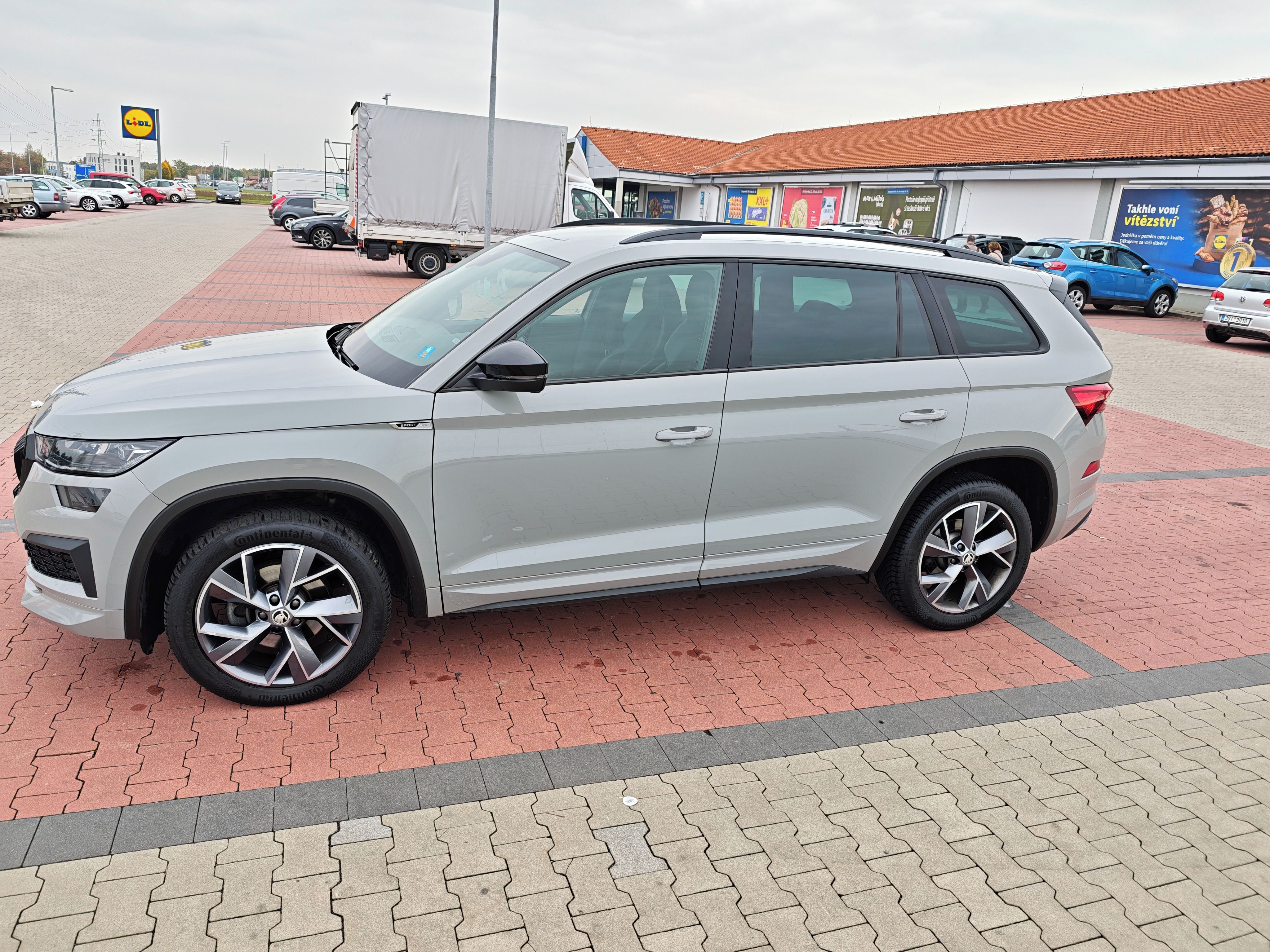 Škoda Kodiaq, Sportline 1.5 TSI, automat - fotka 2