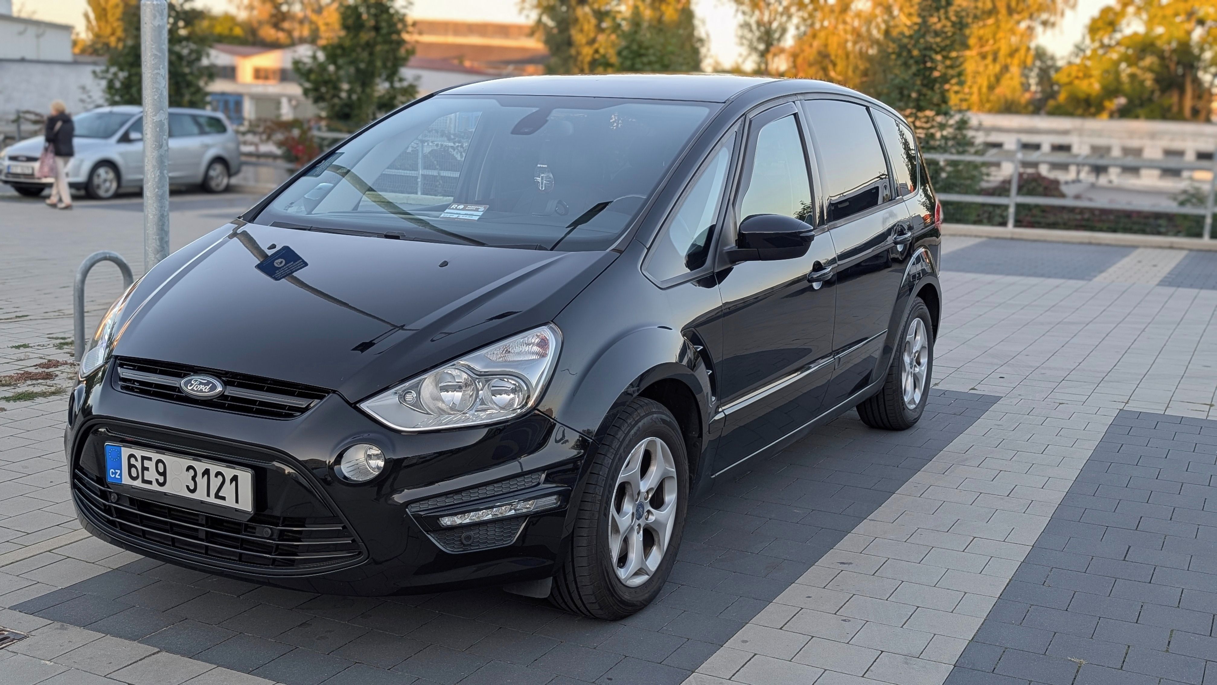 Ford S-MAX, 1.6 TDI Servisováno - fotka 4