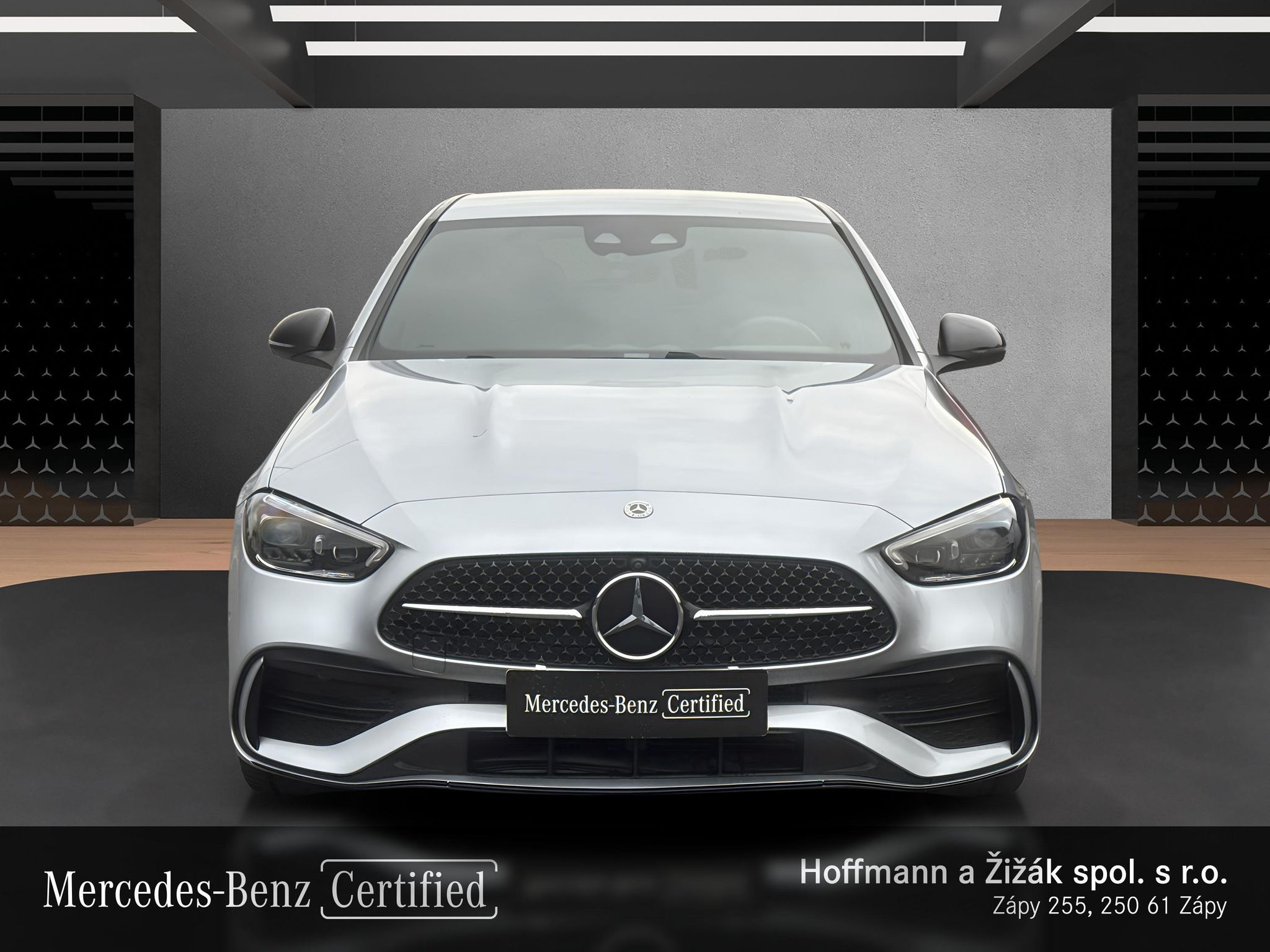 Mercedes-Benz Třídy C, de 4MATIC Linie AMG - fotka 2