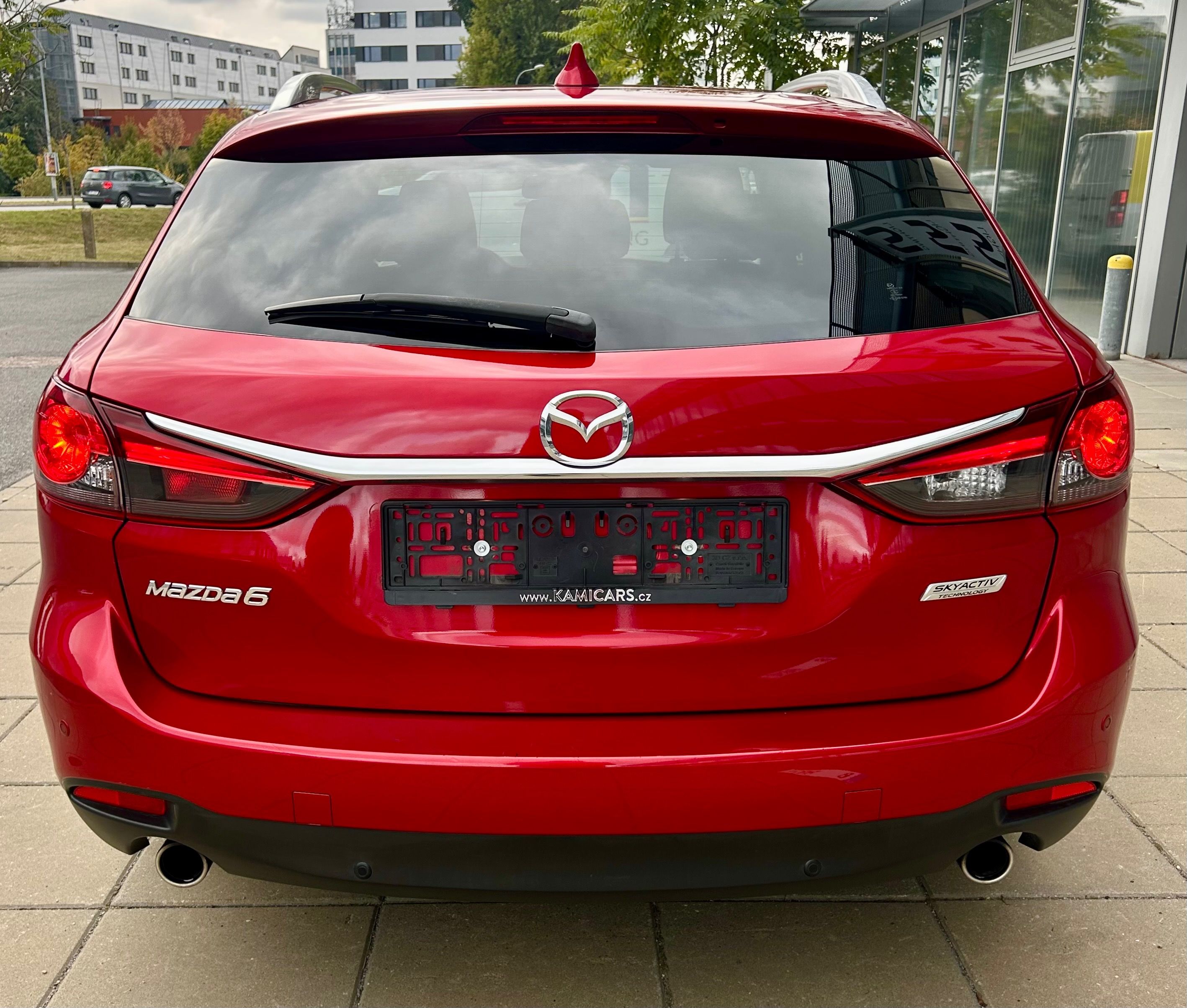 Mazda 6, 2.0 121KW XENON-TAŽNÉ-1Majitel - fotka 4