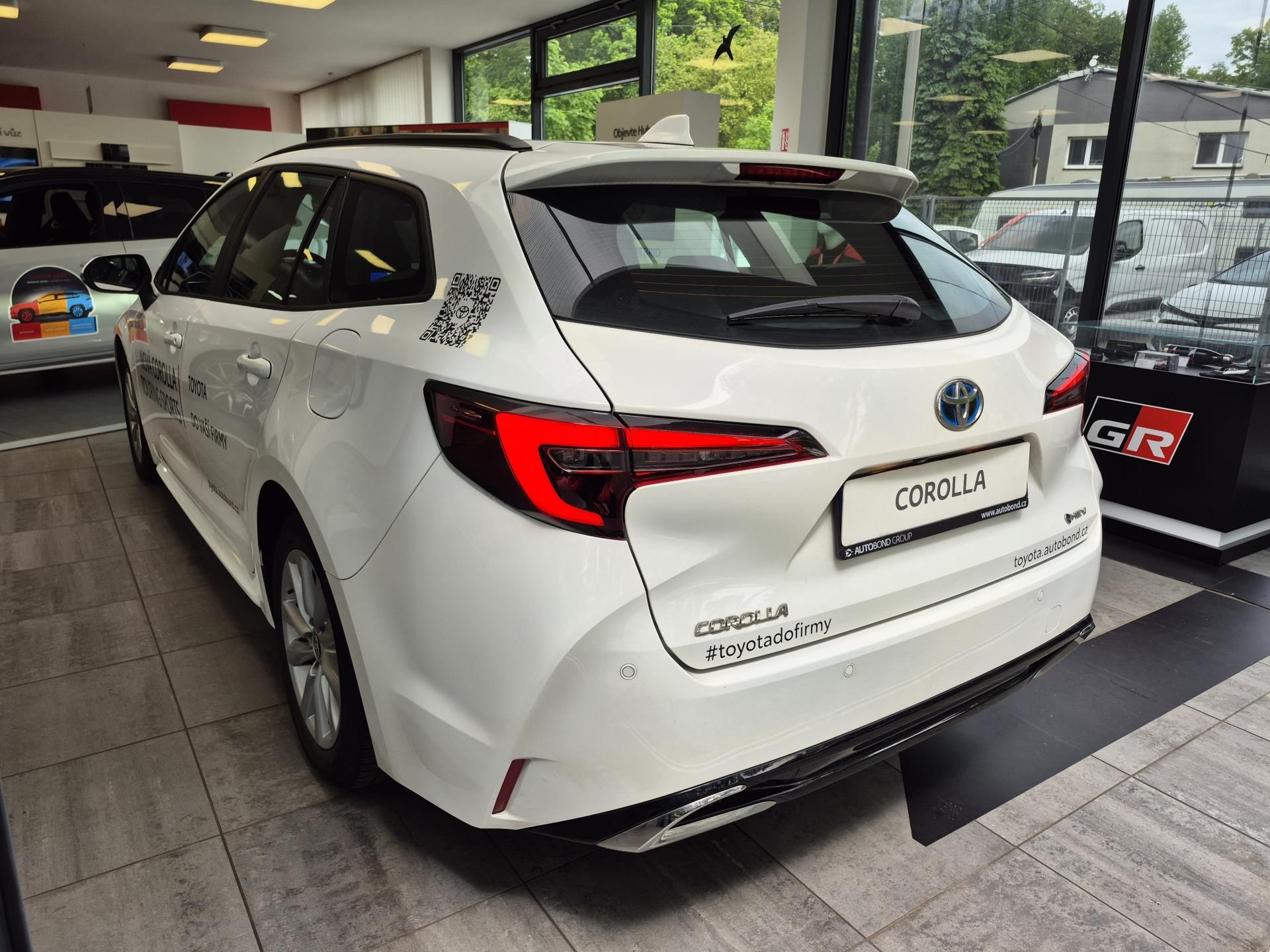 Toyota Corolla, Comfot Tech 1.8 Hybrid (140 k) - fotka 5