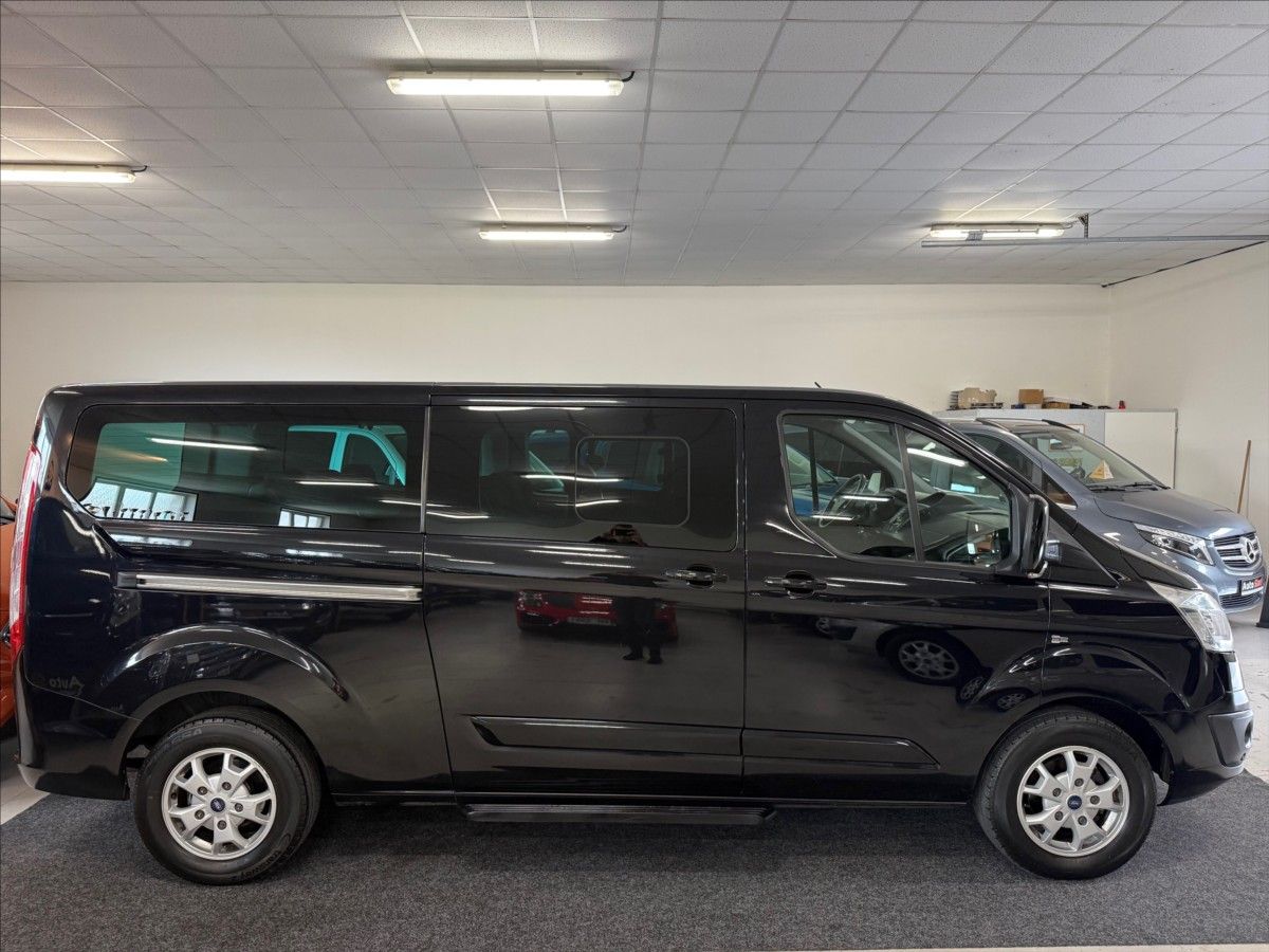 Ford Tourneo Custom, 2,2 L2,Titanium,po servisu - fotka 4