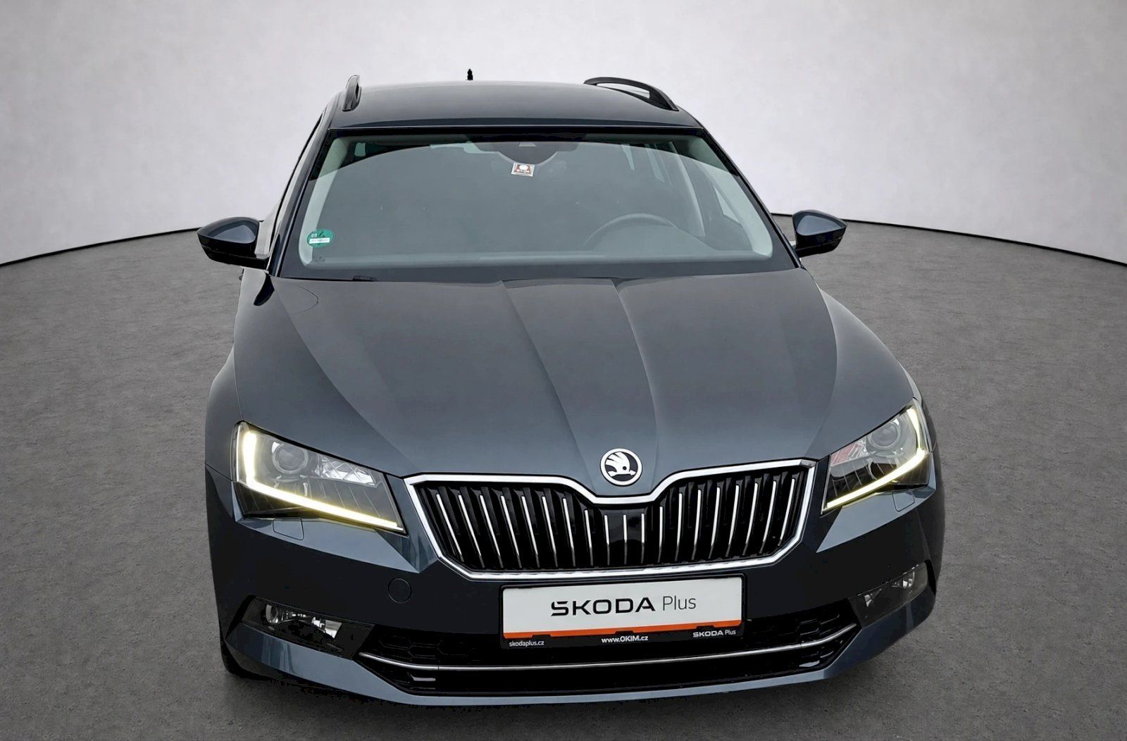 Škoda Superb, Combi Ambition Business  2,0 T - fotka 4