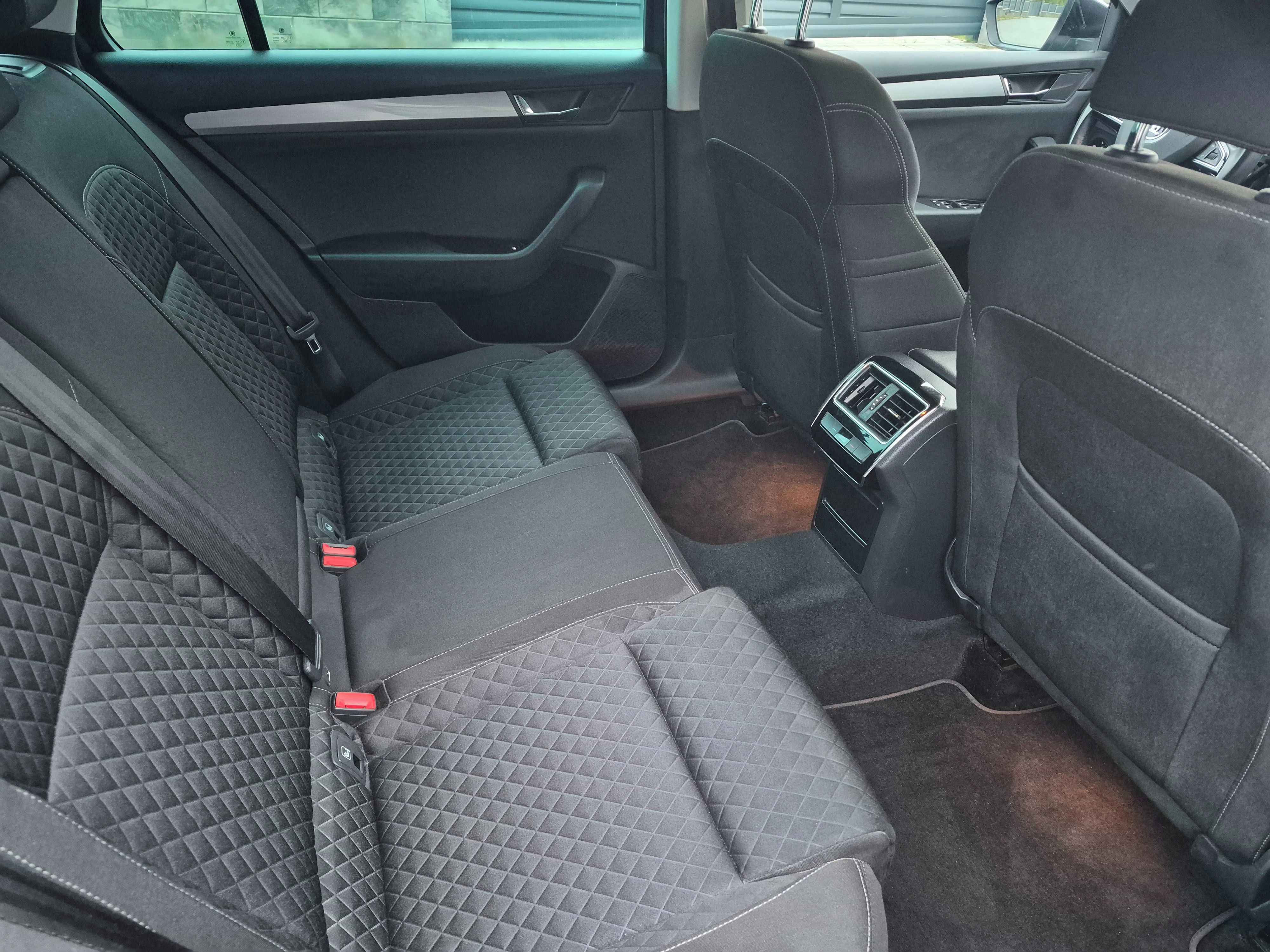 Škoda Superb, 1.4TSi 150PS,STYLE,závěs,poSTK - fotka 6