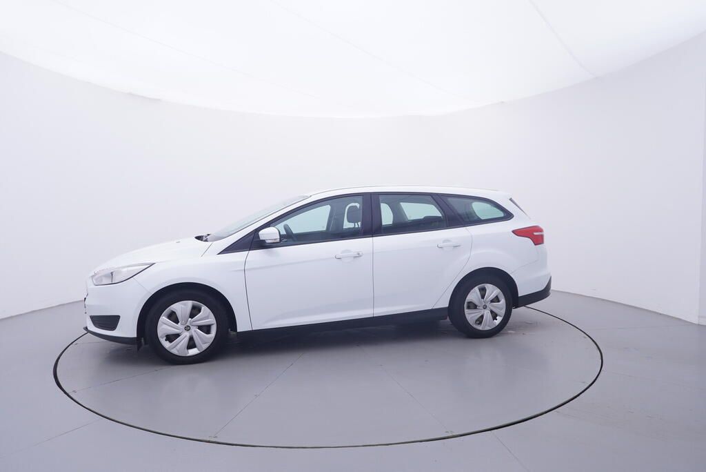 Ford Focus, 1.6 16V 77 kW - fotka 2