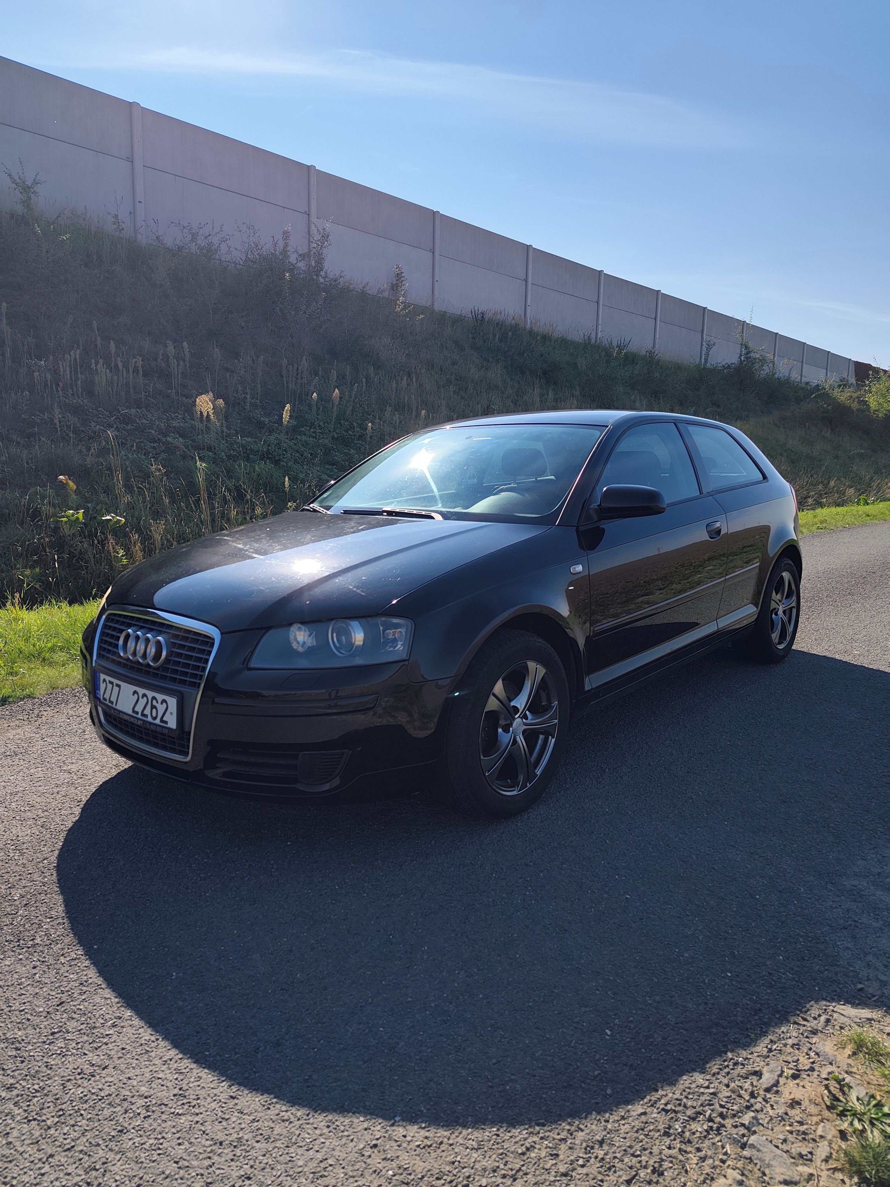 Audi A3, AUDI A3 1.6 automat 2xsada kol - fotka 2