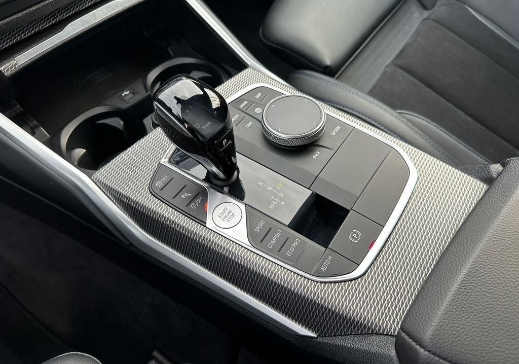 BMW Řada 3, M330i g30 - fotka 3