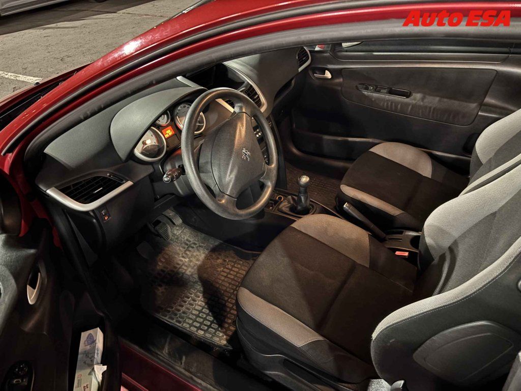 Peugeot 207, 1.4 HDi - fotka 3