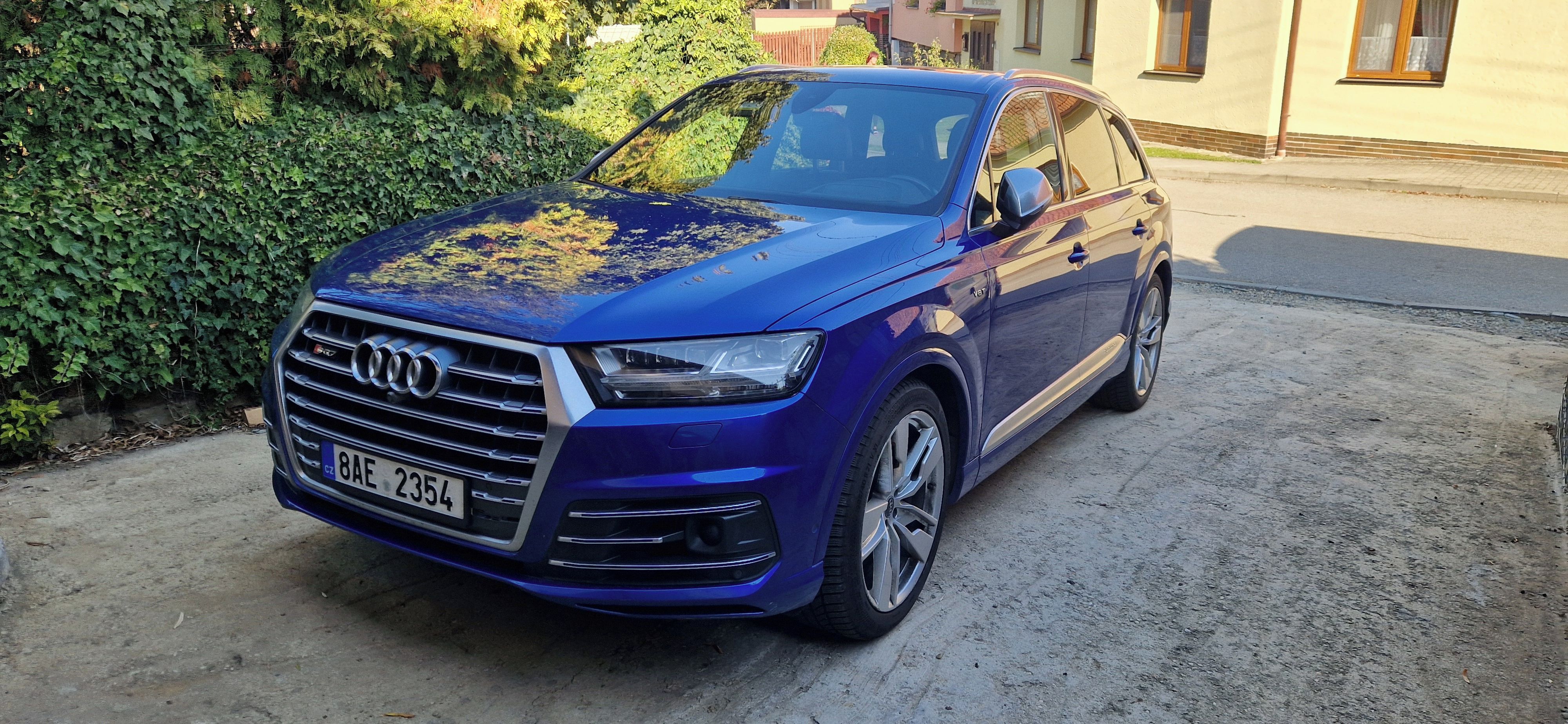 Audi SQ7, AUDI SQ7