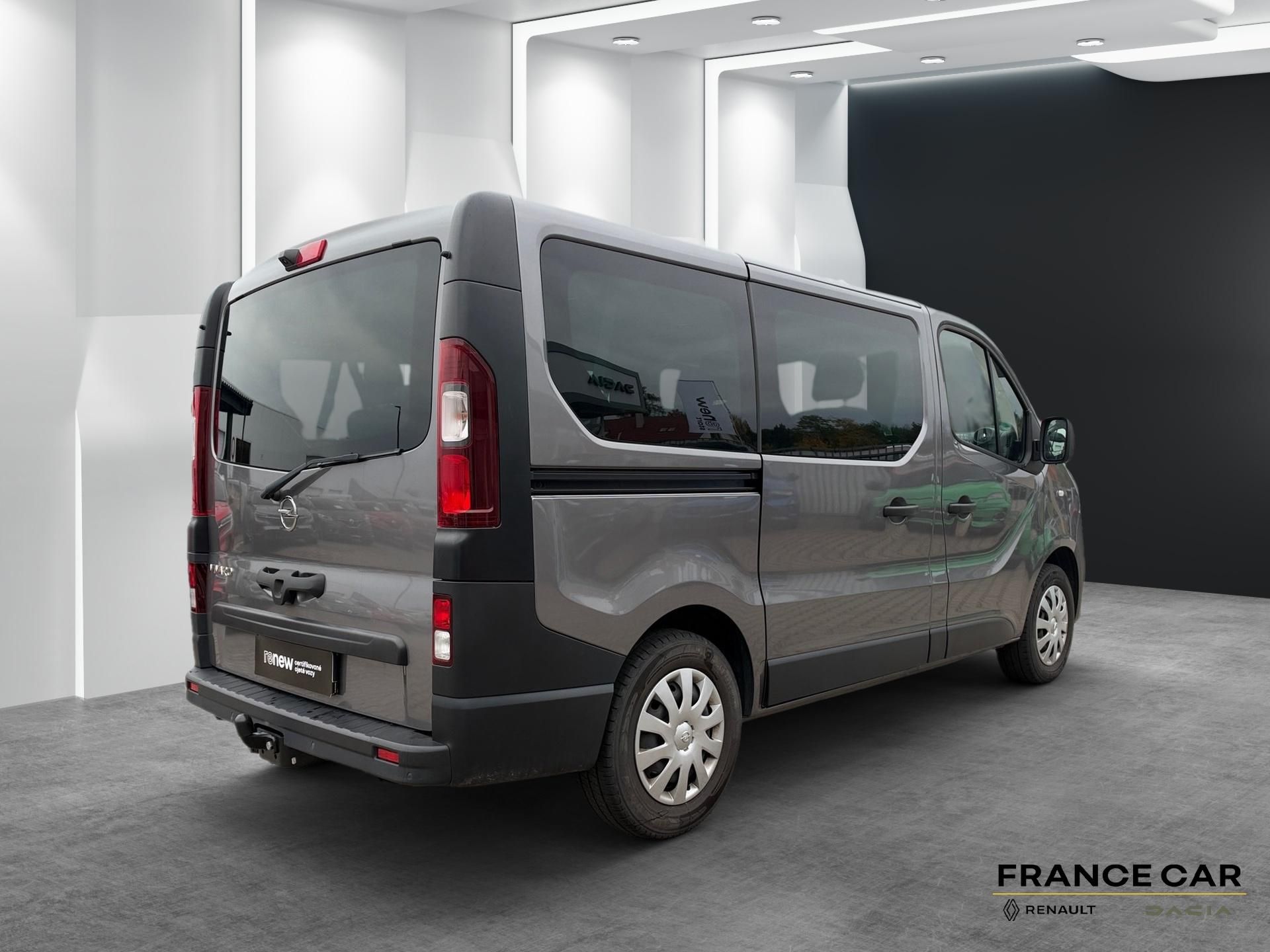 Opel Vivaro, 1,6 CDTi 89 kW 9 míst - fotka 5