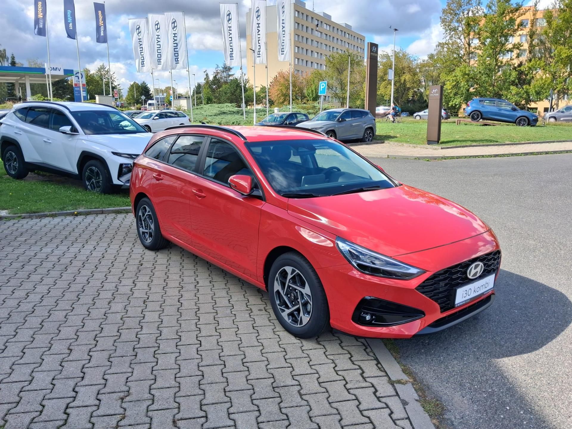 Hyundai i30, 1.6 T-GDi 150k GO Czech! - fotka 4