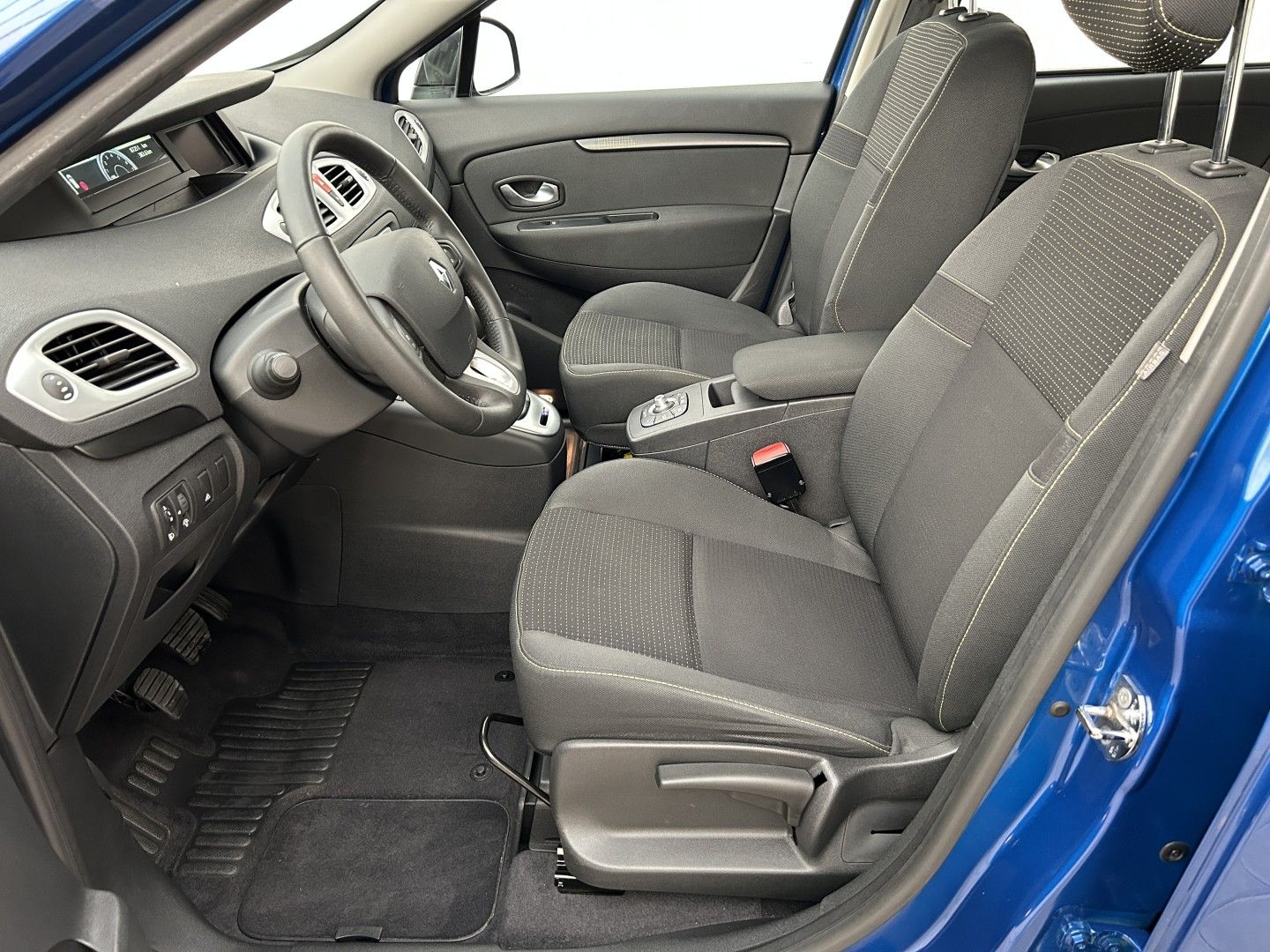 Renault Scénic, 1.416v 96kW Dynamique - fotka 6