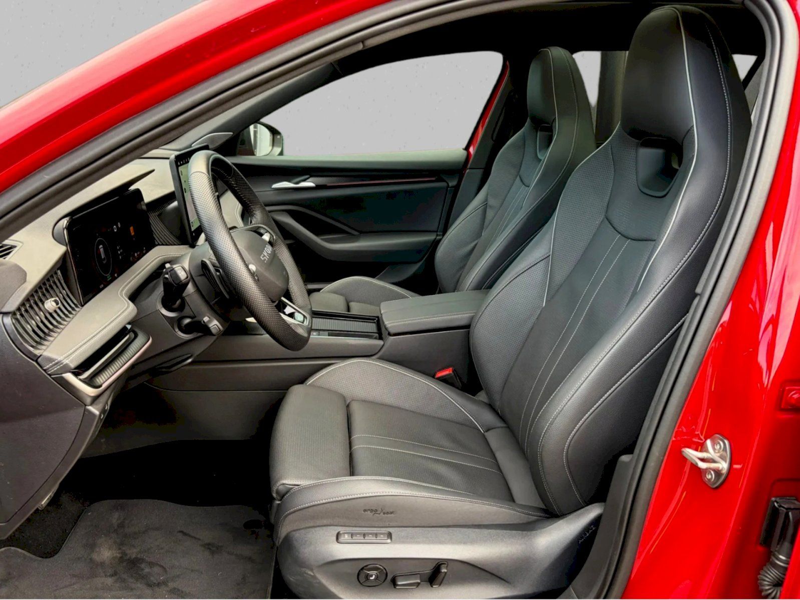 Škoda Superb, TSI iV 150kW DSG SportLine - fotka 6
