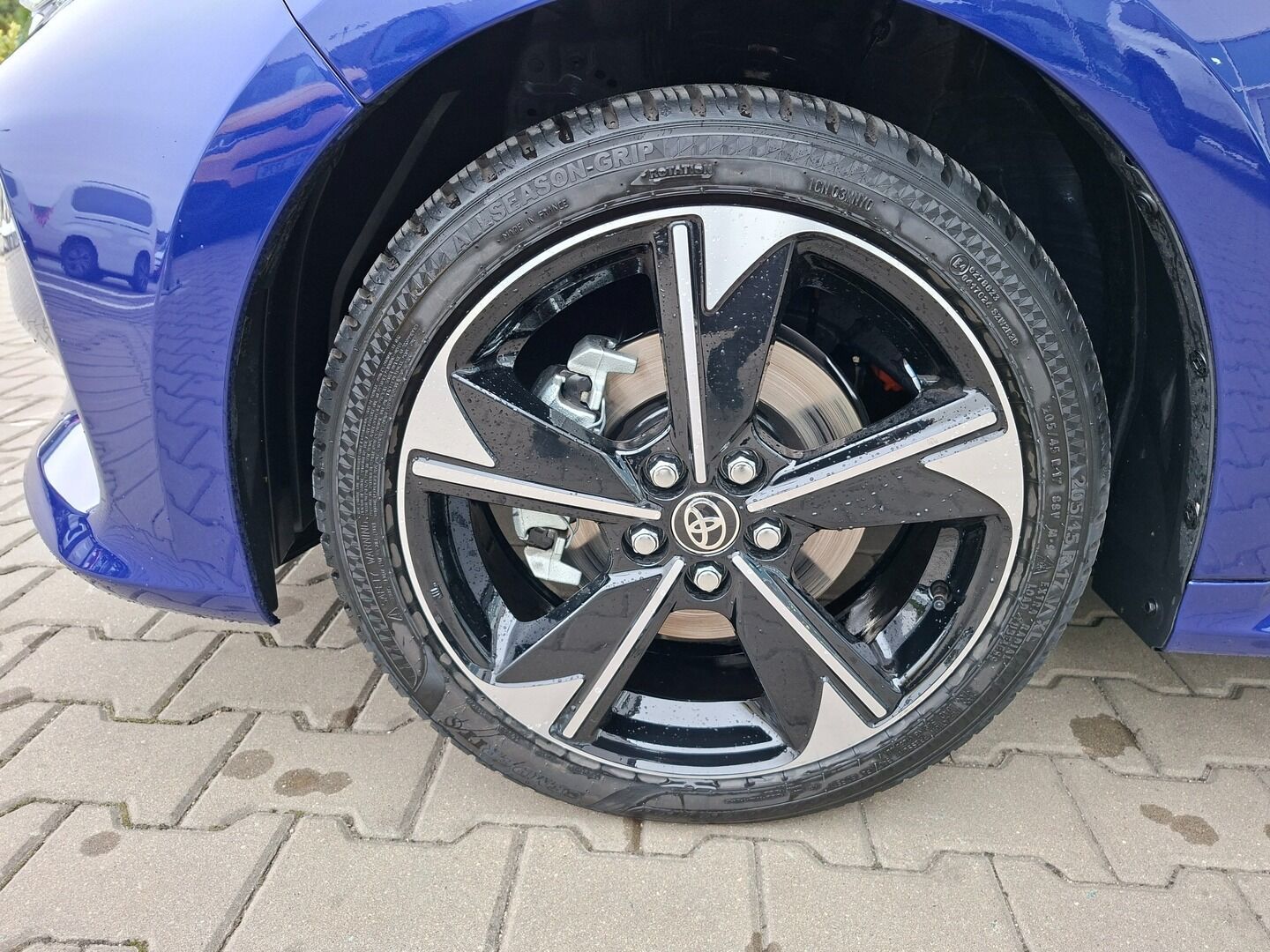 Toyota Yaris, 1.5 HEV 130K Executive - fotka 3