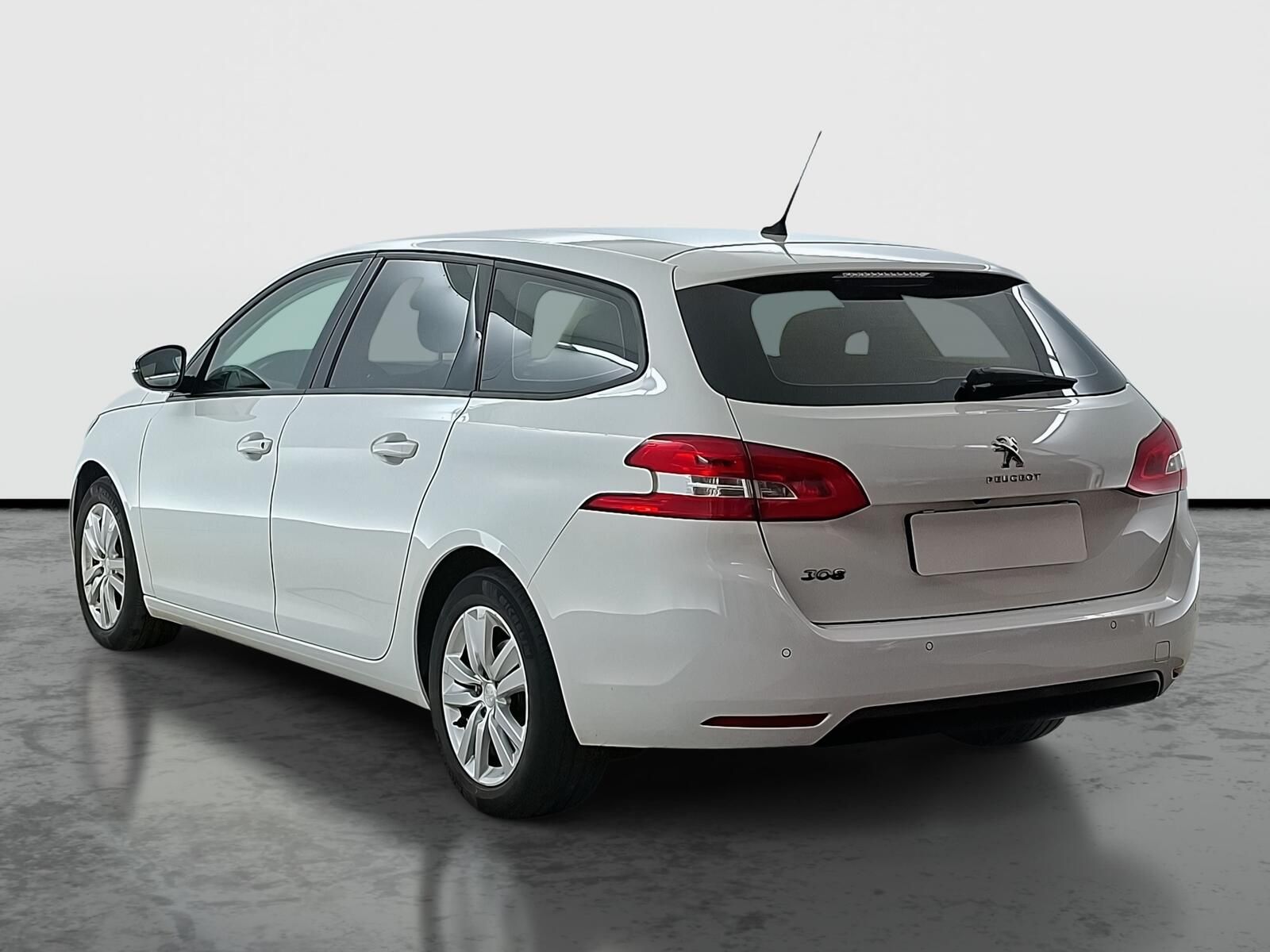 Peugeot 308, 1.5 BlueHDi - fotka 4