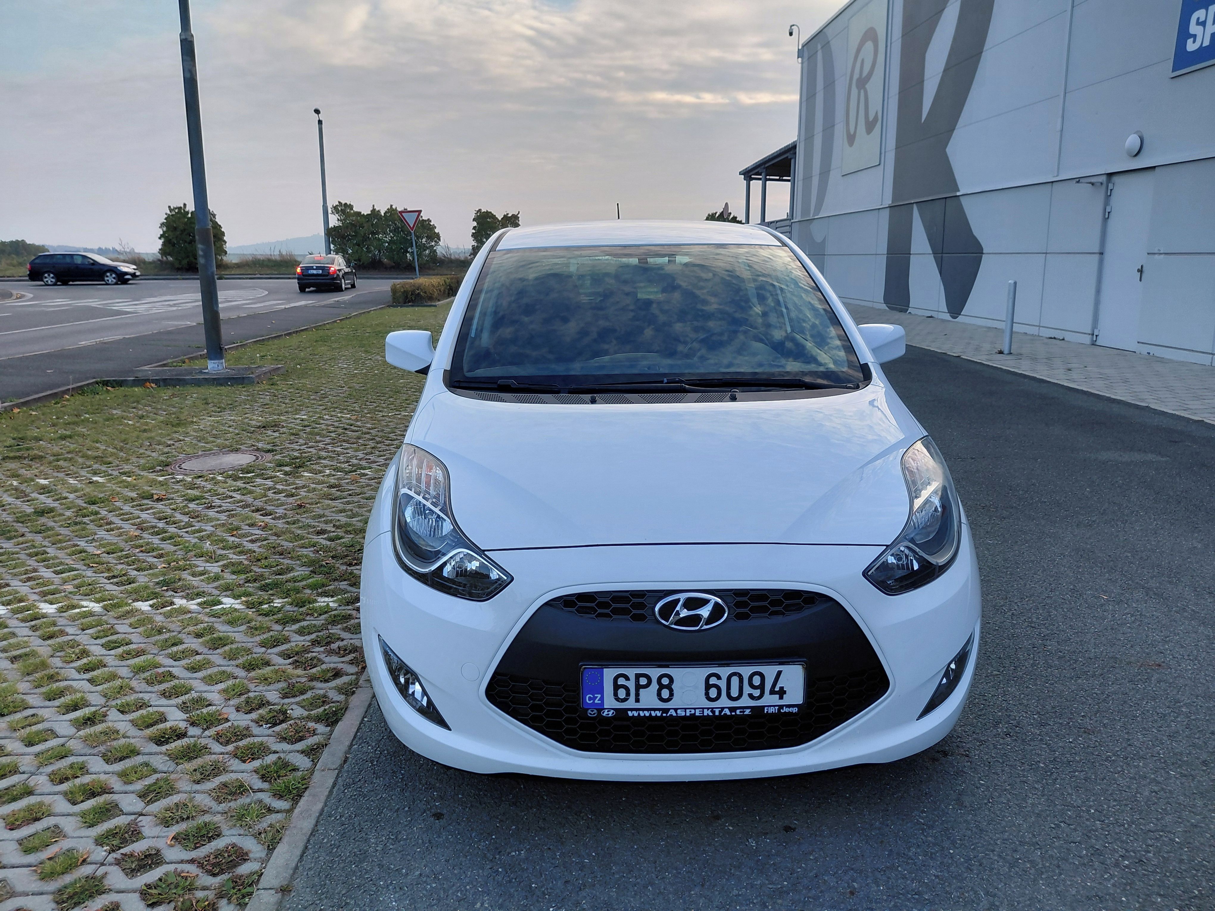 Hyundai ix20, 1.4i 66KW 1MAJ PĚKNÉ,ZACHOVALÉ - fotka 2