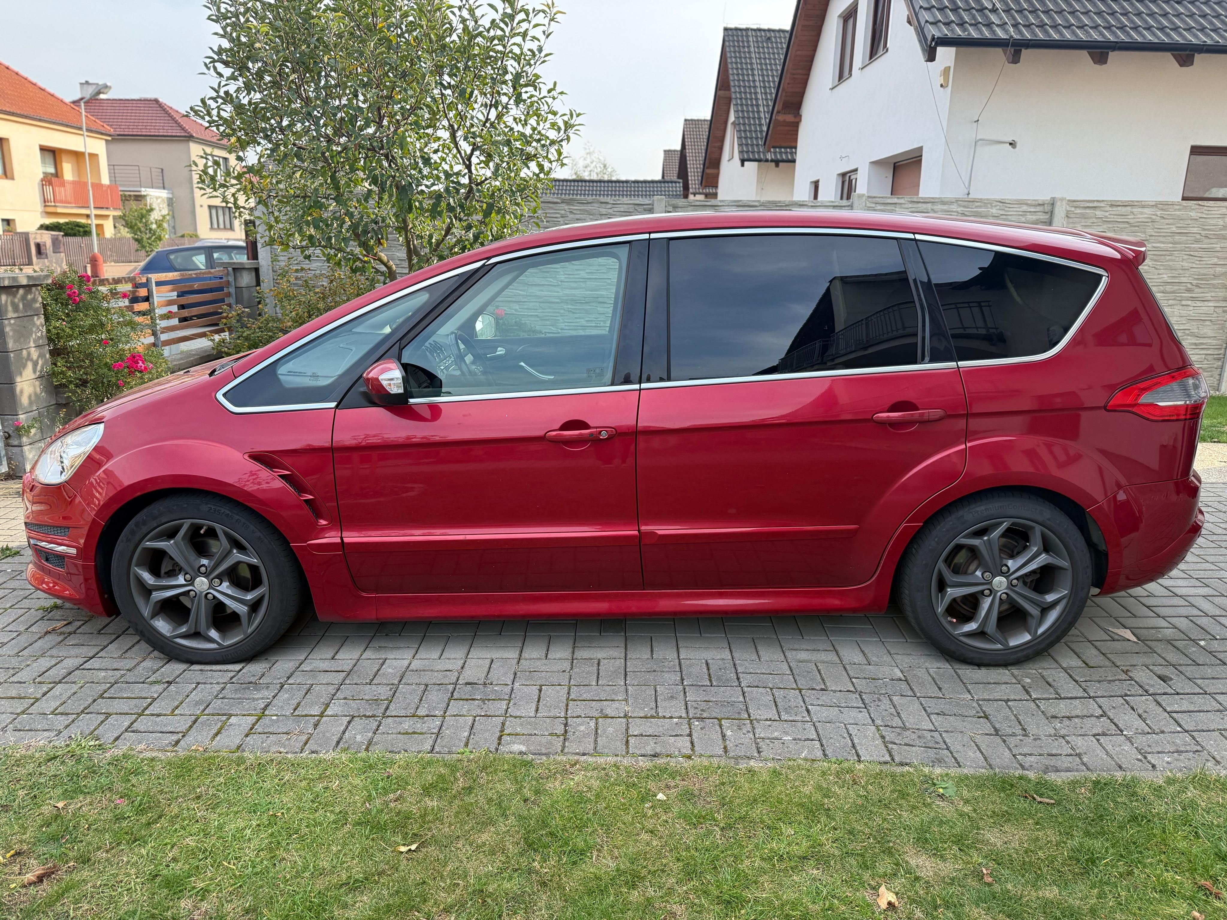 Ford S-MAX, 2.2 TDCi/147 kW TITANIUM S - fotka 5