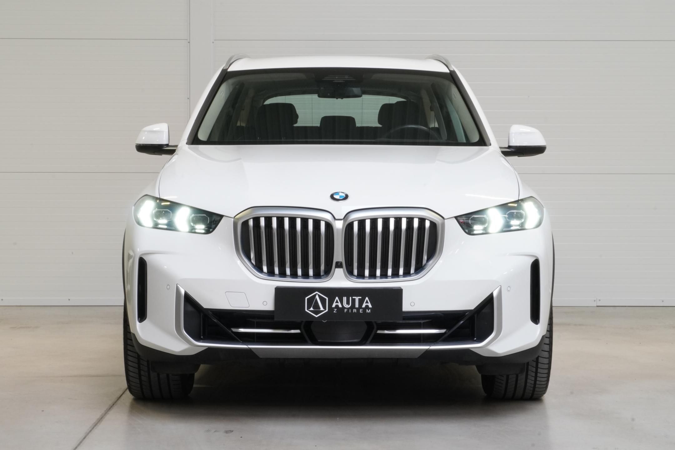 BMW X5, Xdrive30d,360,HUD,ACC,TAŽNÉ - fotka 2