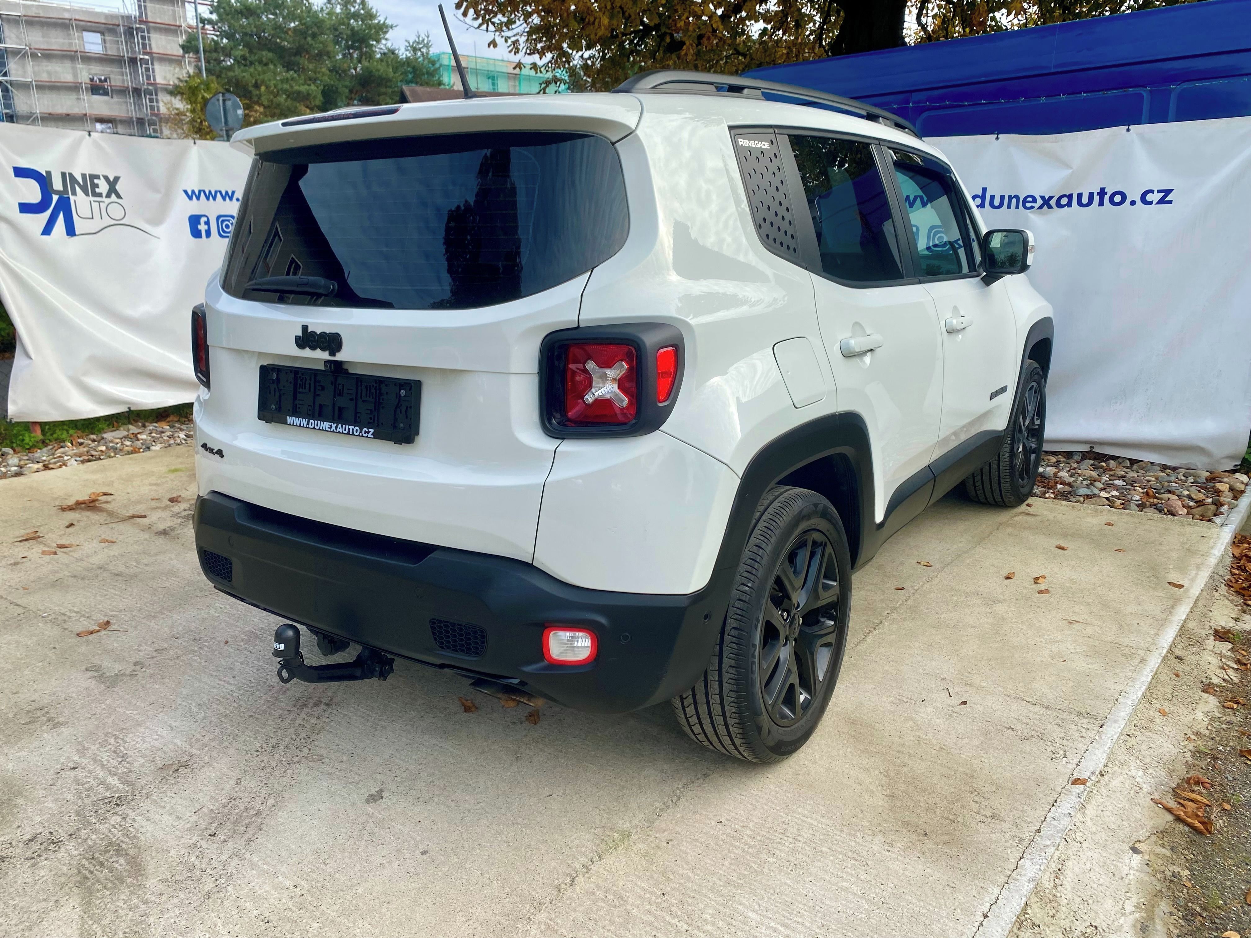 Jeep Renegade, 1.4 M-Air, 125 kW,4X4, Automat - fotka 4