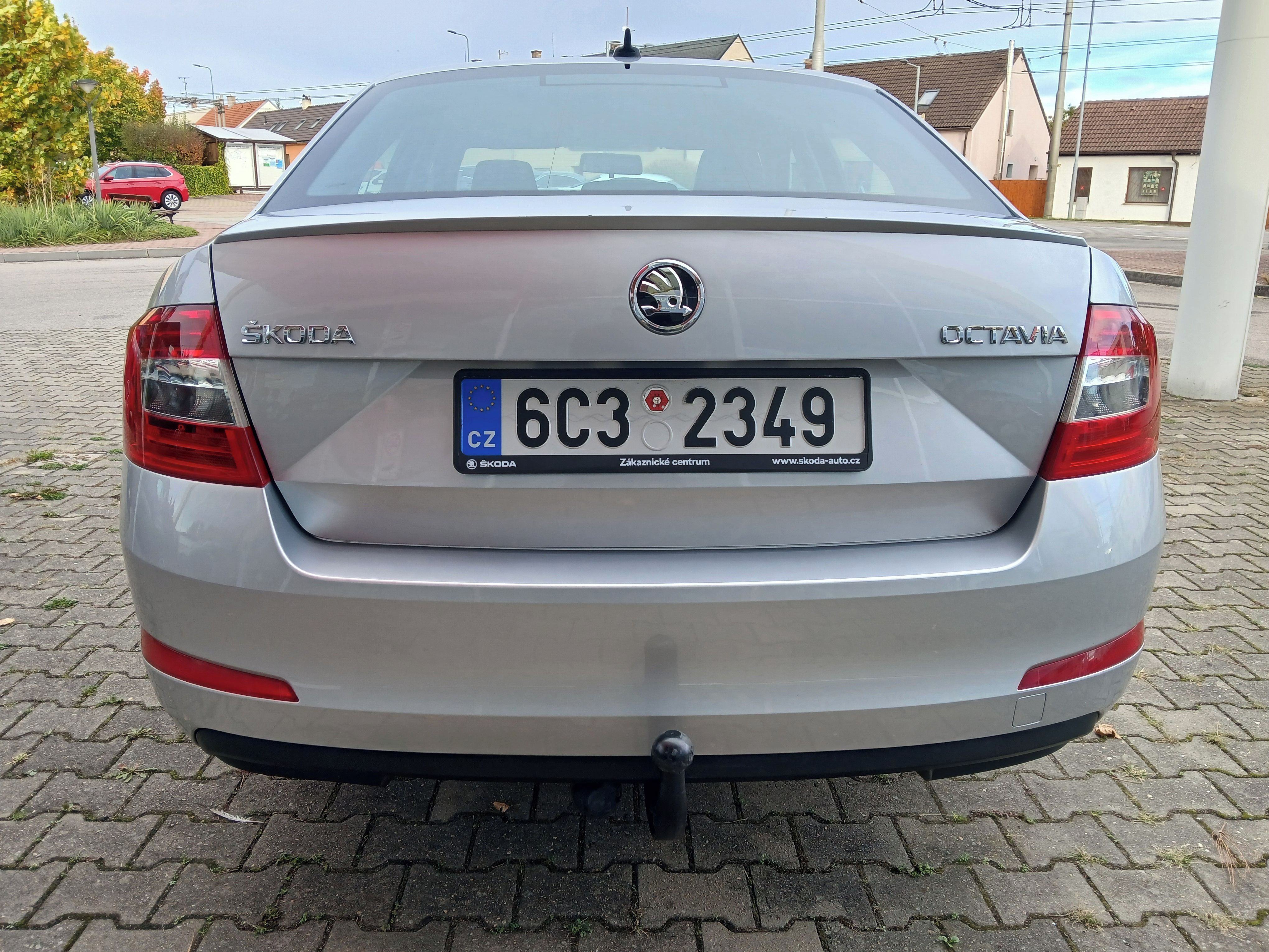 Škoda Octavia, 1.8TSI, 132kW, manuál, 1.maj. - fotka 4