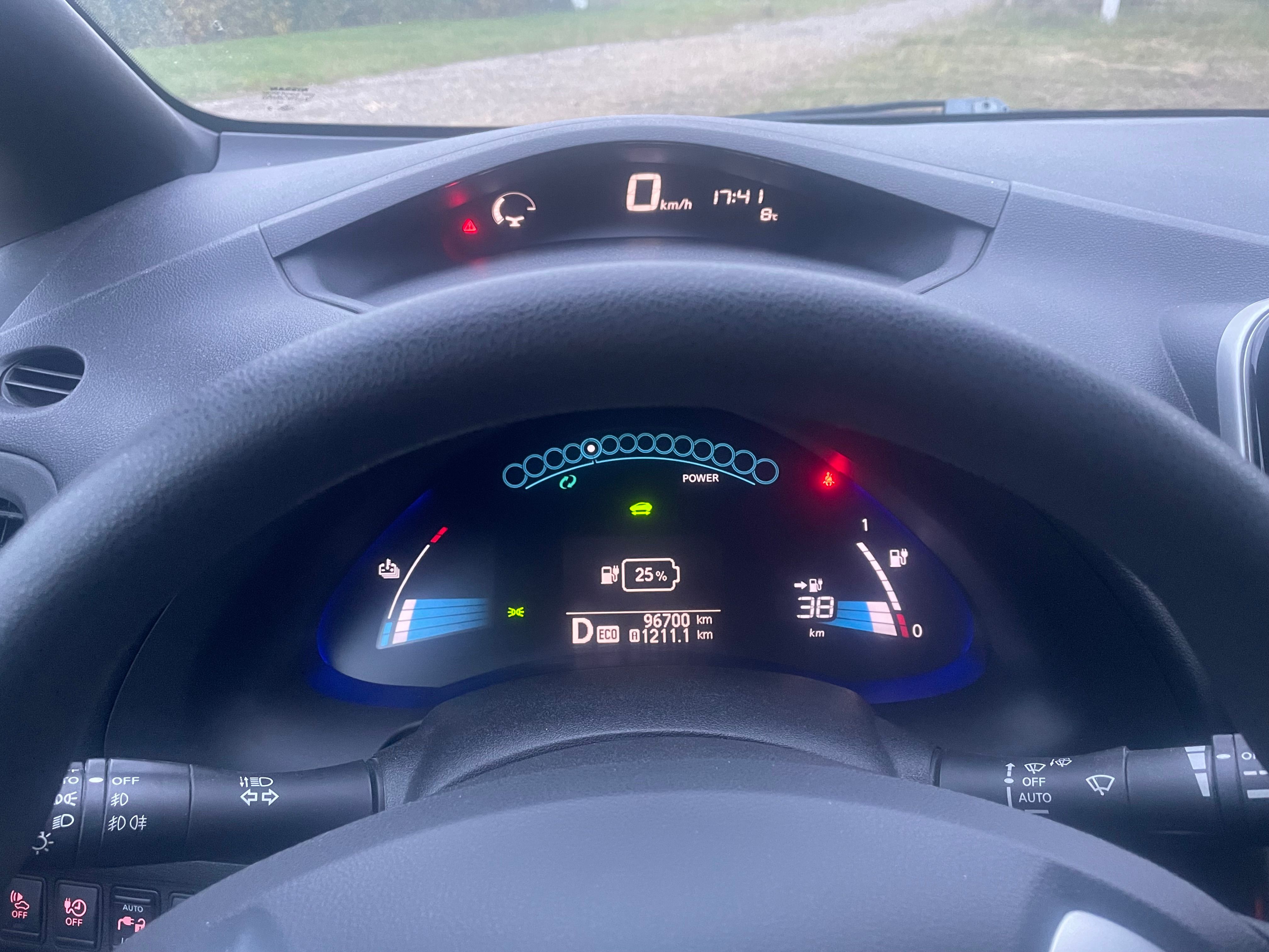 Nissan LEAF - fotka 5
