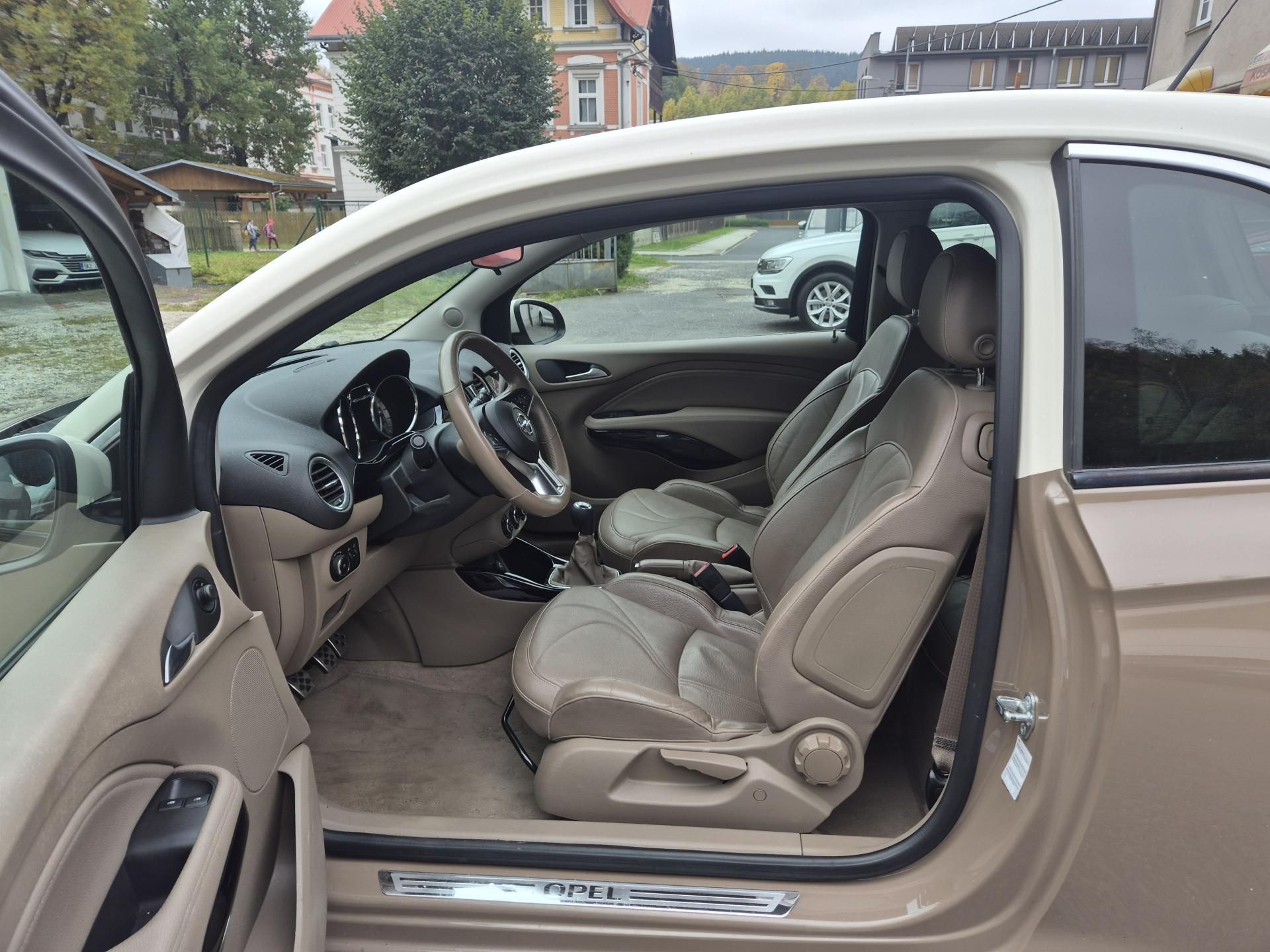 Opel Adam, 1,4TSi, 64kw - fotka 3