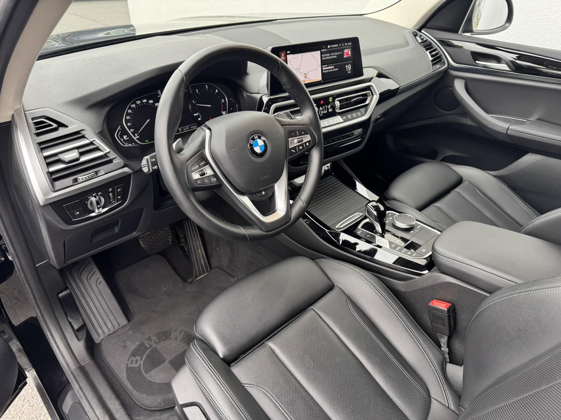 BMW X3, X3 xDrive20d - fotka 5