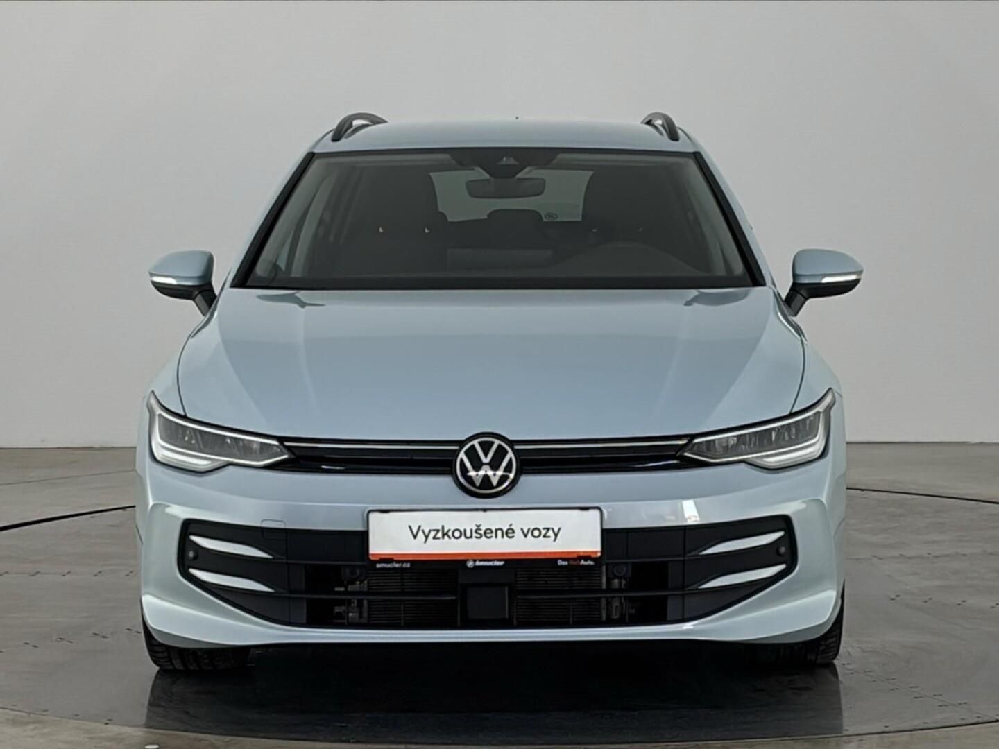 Volkswagen Golf, 1.5 eTSi / 85 kW Life DSG - fotka 4