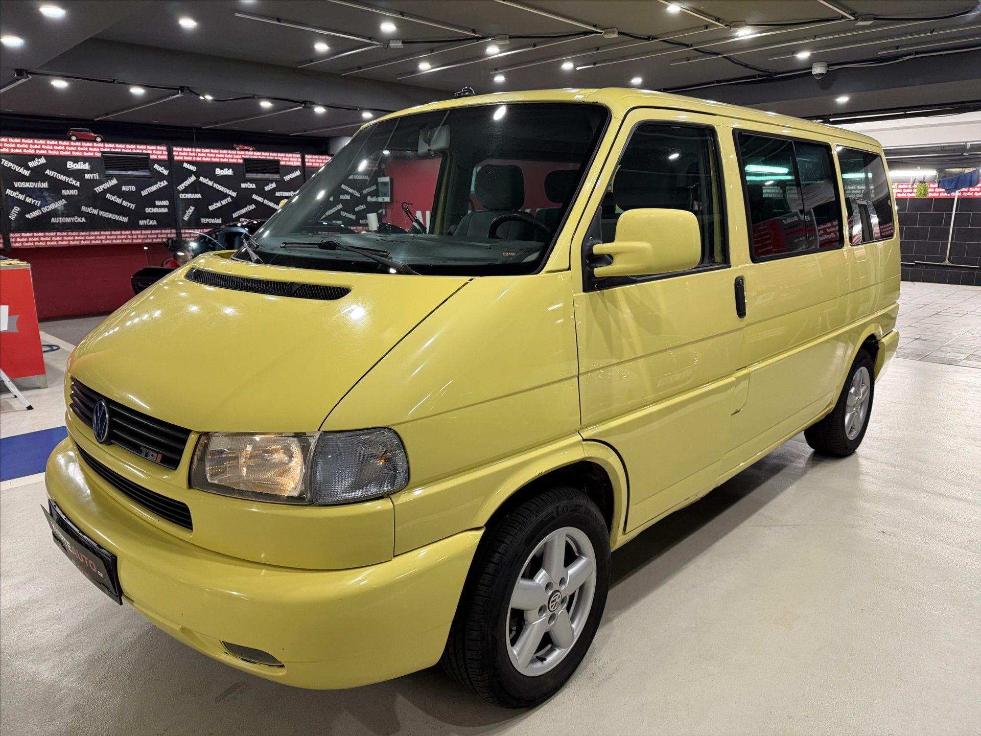 Volkswagen Multivan, 2,5 TDI