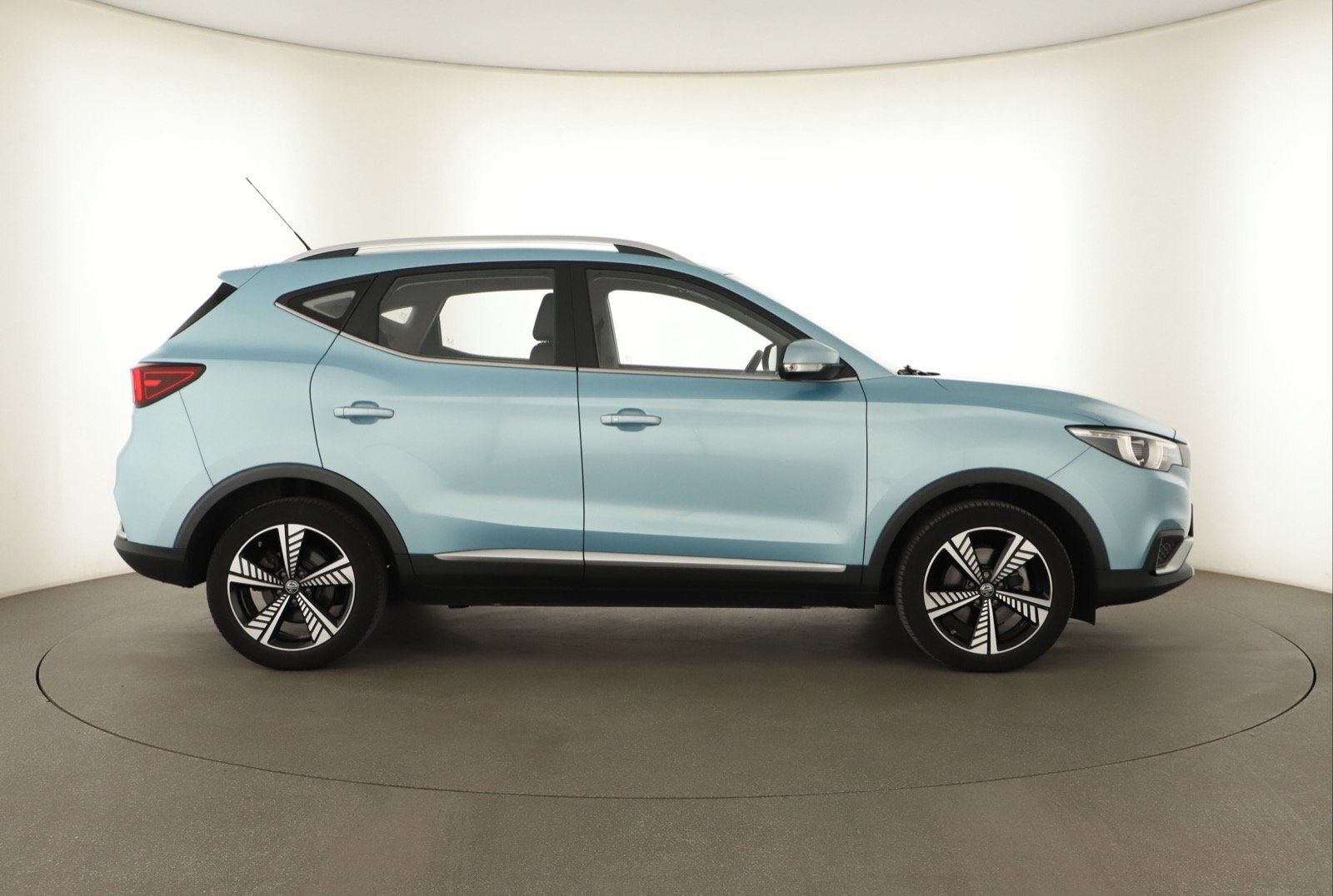 MG ZS, EV 42.5 kWh, SoH 87%, Luxury - fotka 6