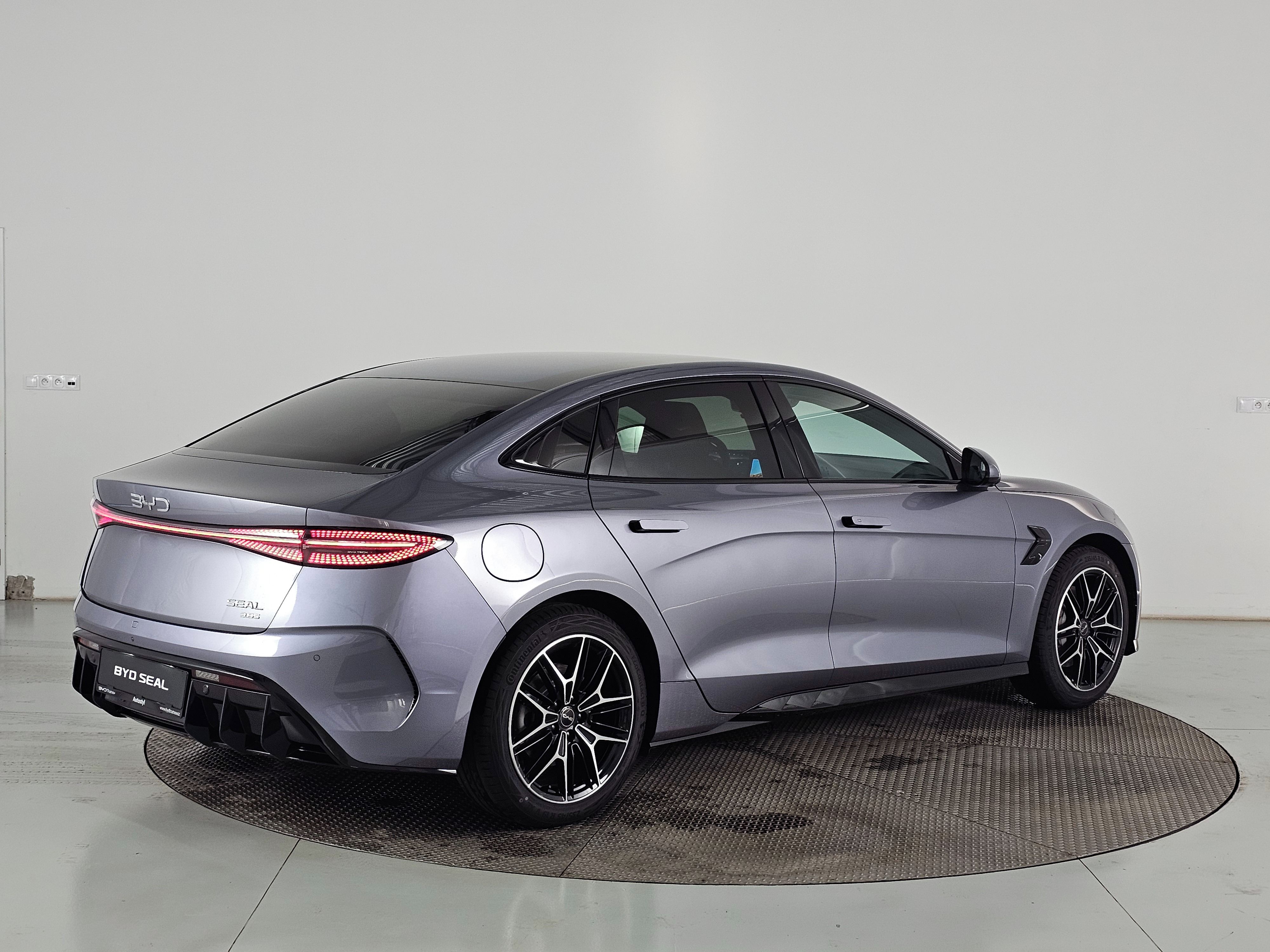 BYD Seal, 530 k Excellence AWD - fotka 5