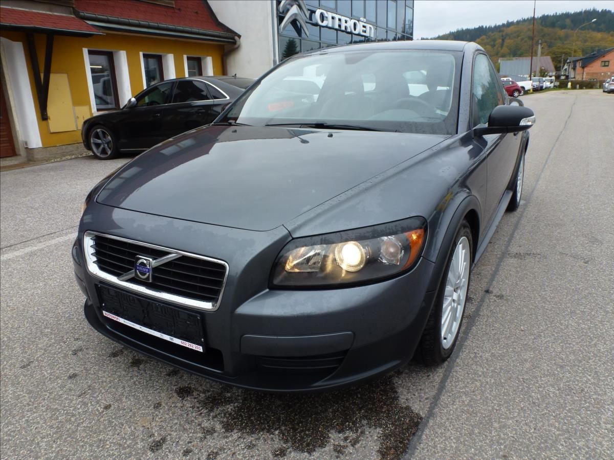 Volvo C30, 2,0 i 16V Titanium Grey - fotka 3
