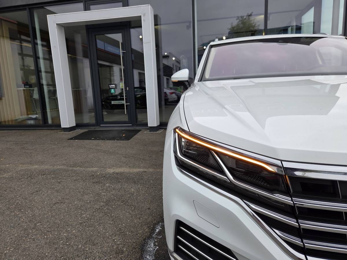 Volkswagen Touareg, 3.0 TDI 210kW Noční vidění - fotka 6