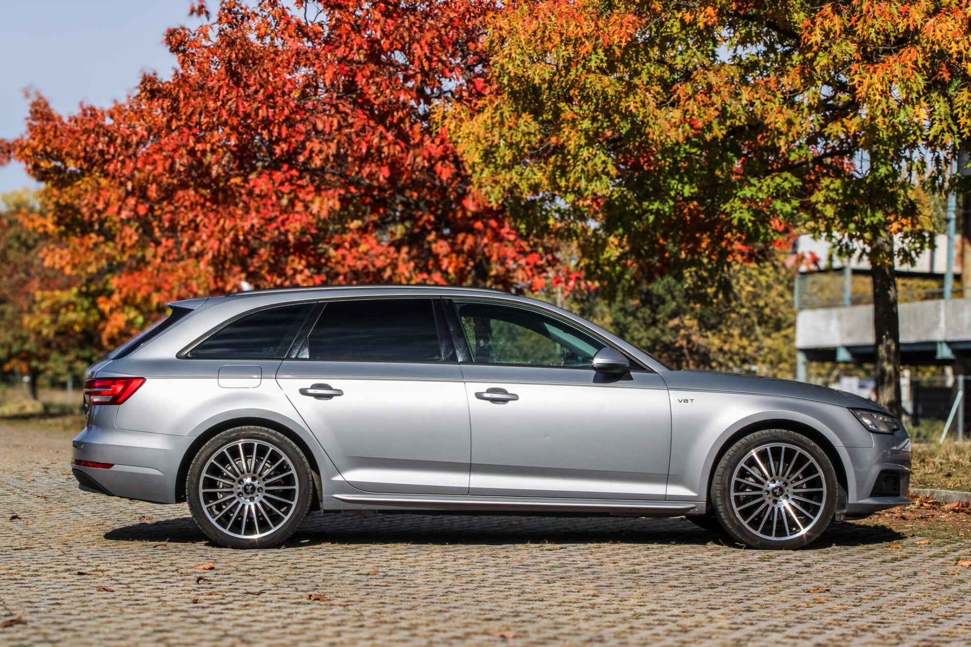Audi A4 Avant - fotka 4