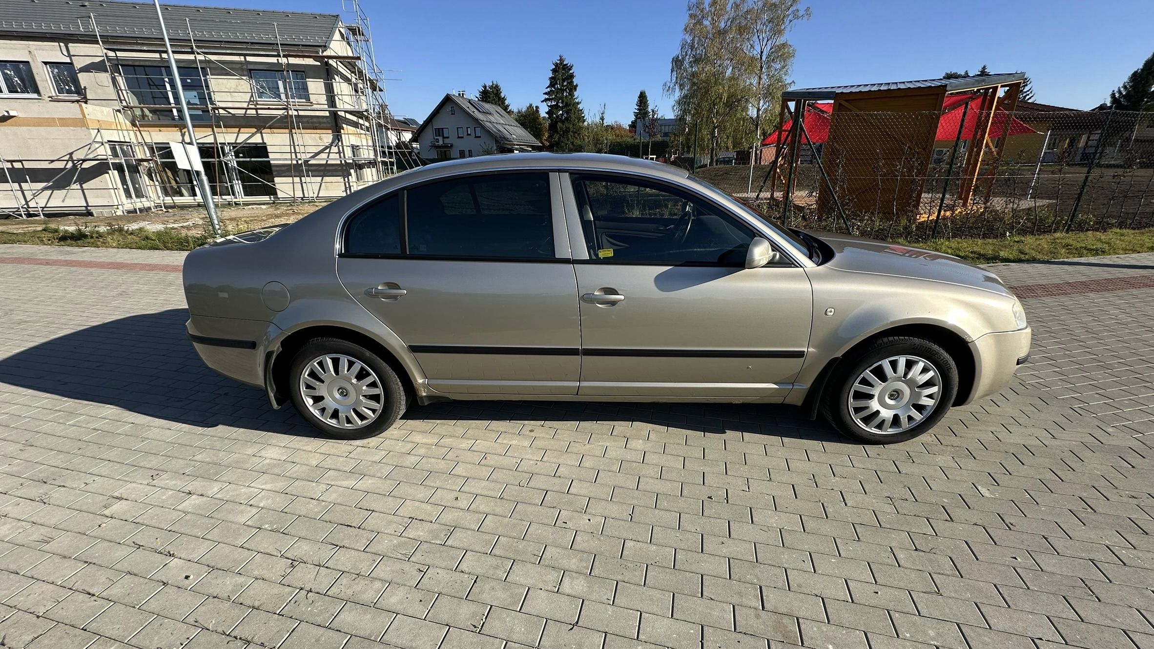 Škoda Superb, 1.9 TDI 96 kW servis - nehavar - fotka 6