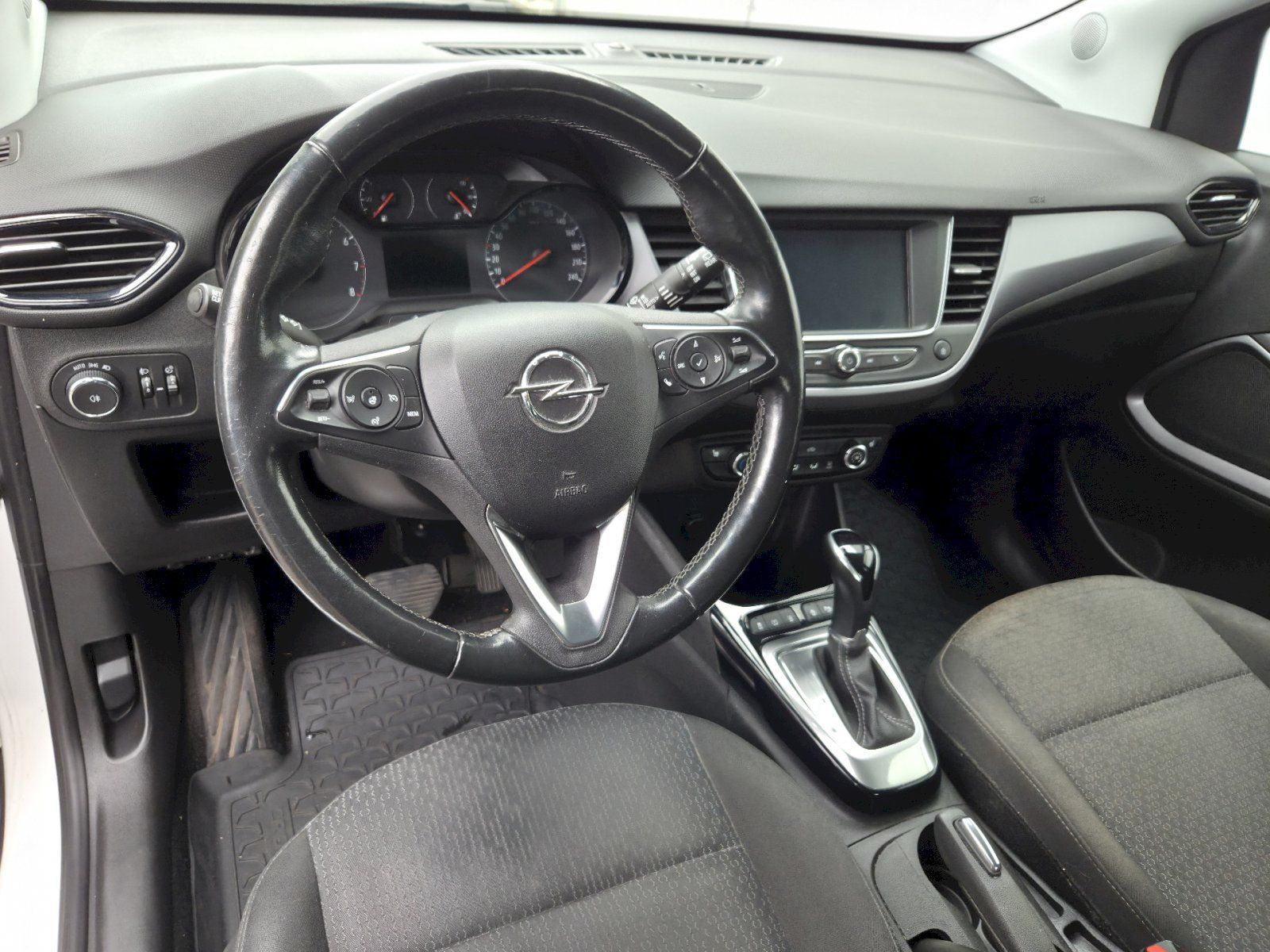 Opel Crossland, 1.2/96kW AT Elegance - fotka 6