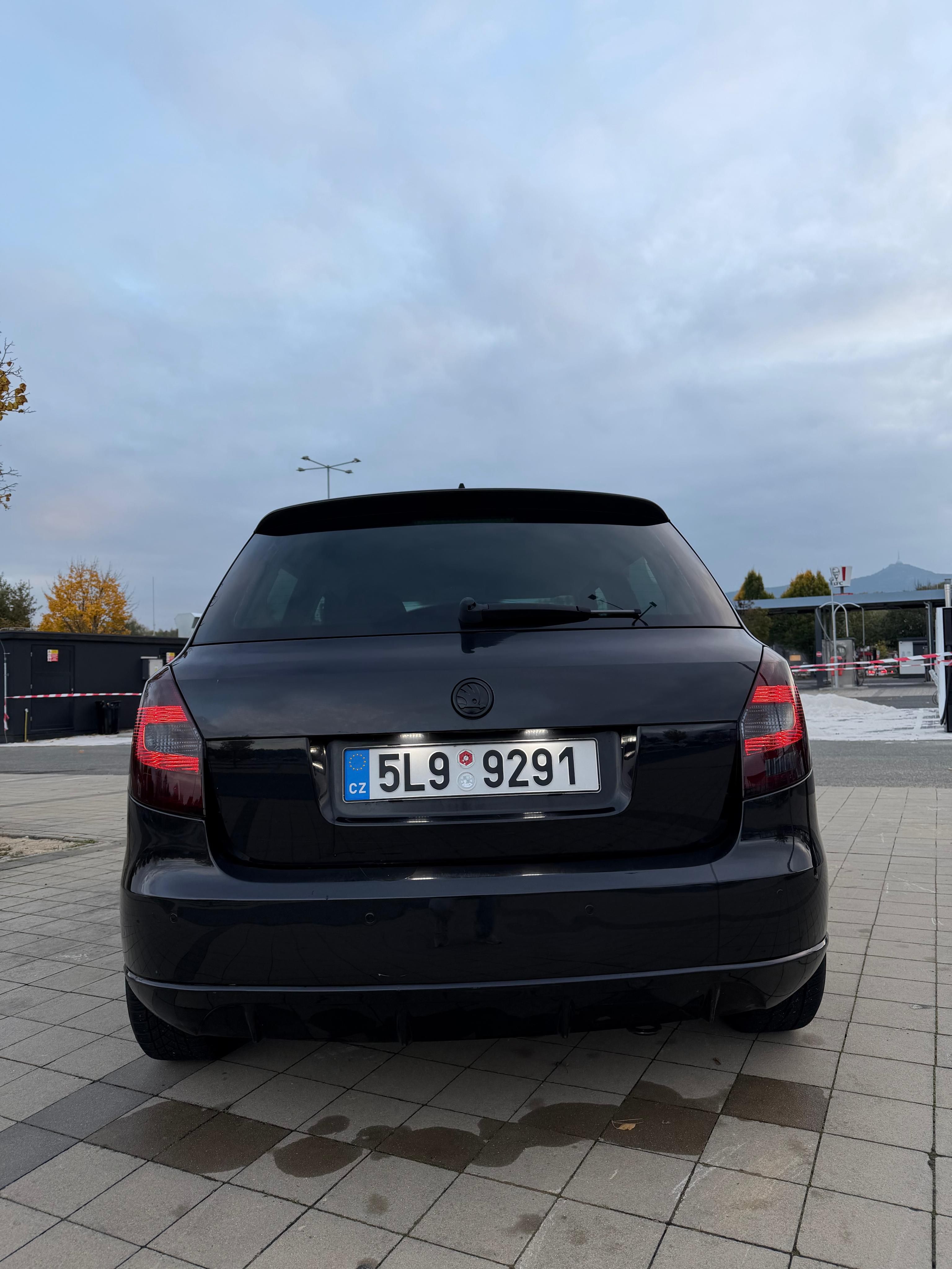 Škoda Fabia, II - 1.6 TDI - bohatá výbava - fotka 2