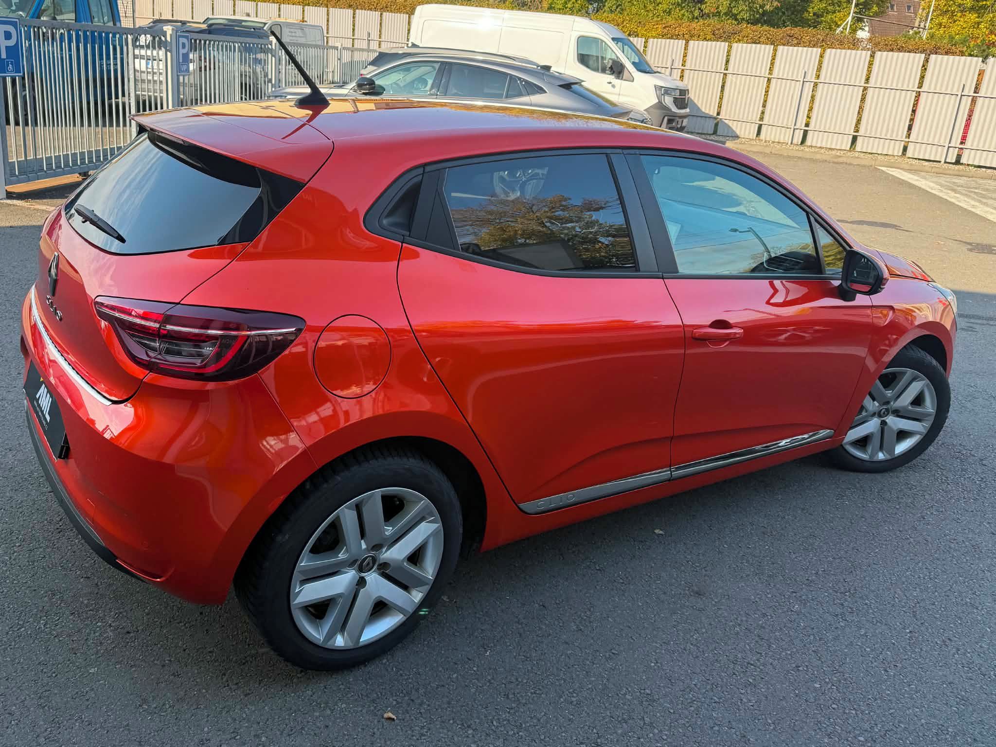 Renault Clio, Zen 1.0 Tce 1.maj ČR - fotka 5