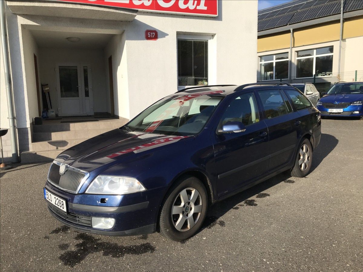 Škoda Octavia, 2,0 TDi 103kW Combi - fotka 2