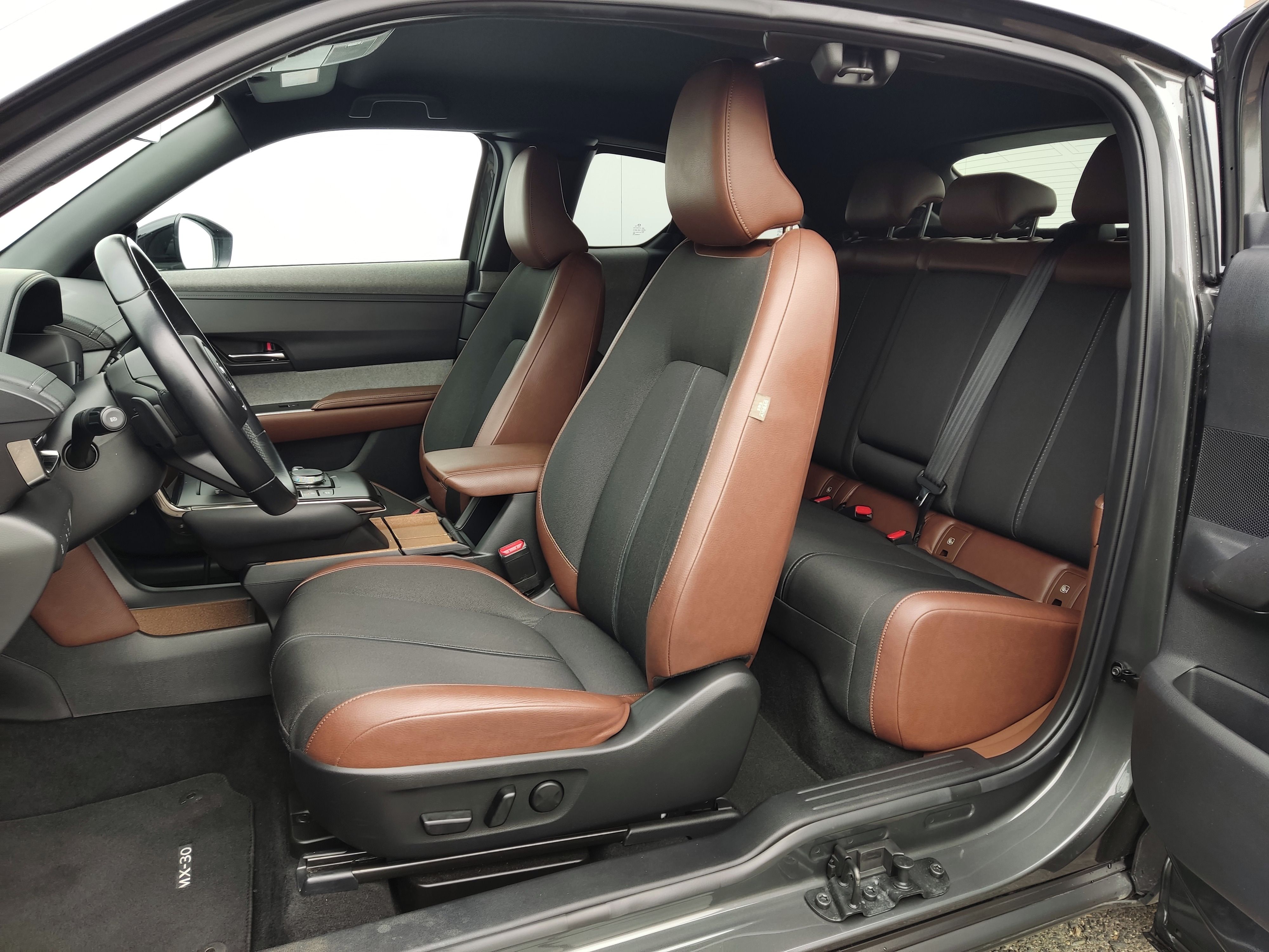 Mazda MX-30, 107 kW e-Skyactiv - fotka 6