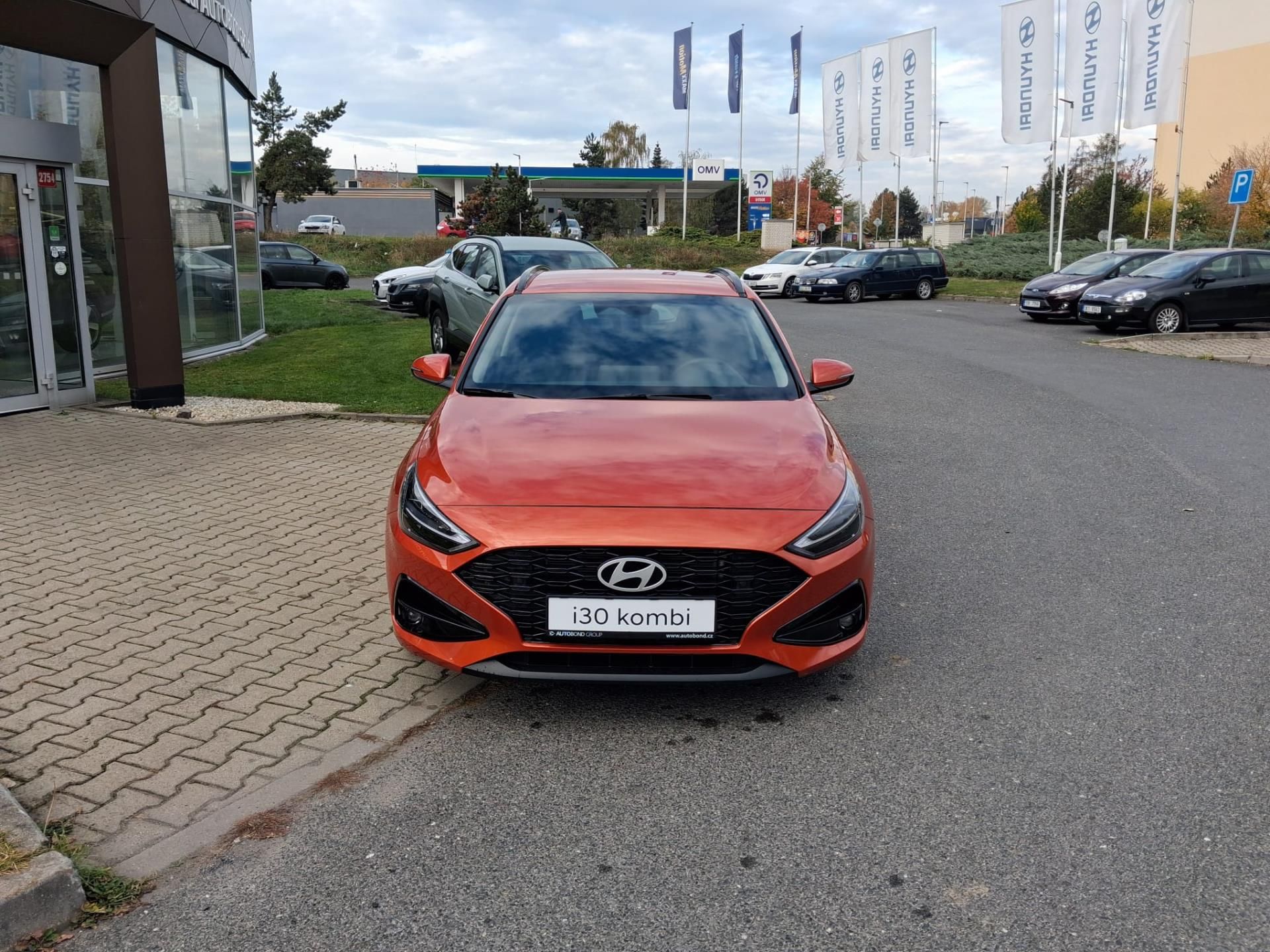 Hyundai i30, 1.6 T-GDi 150k DCT GO Czech! - fotka 3