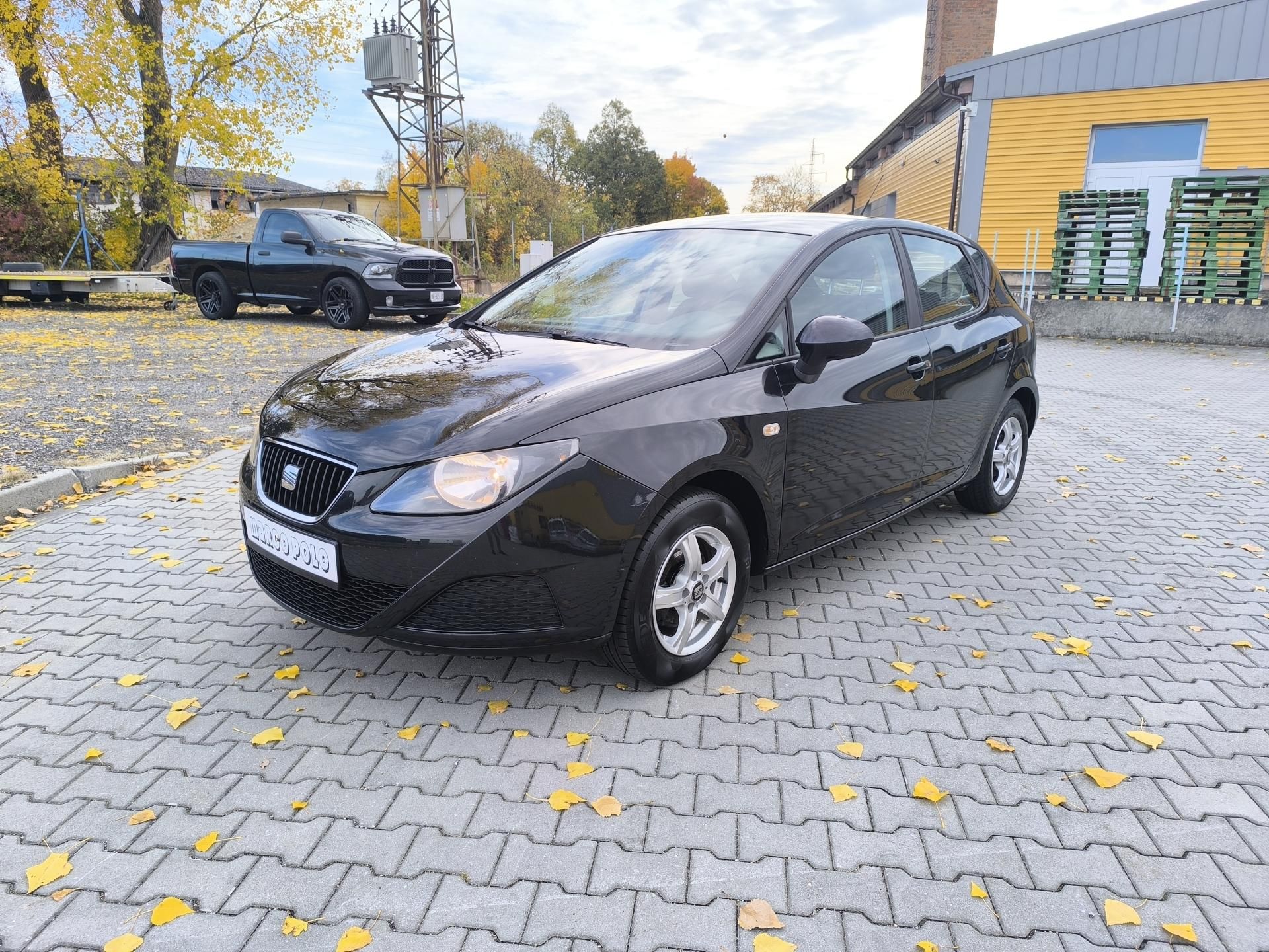 Seat Ibiza, 1.2 DOLOŽENÉ KM, 1.MAJITEL - fotka 3