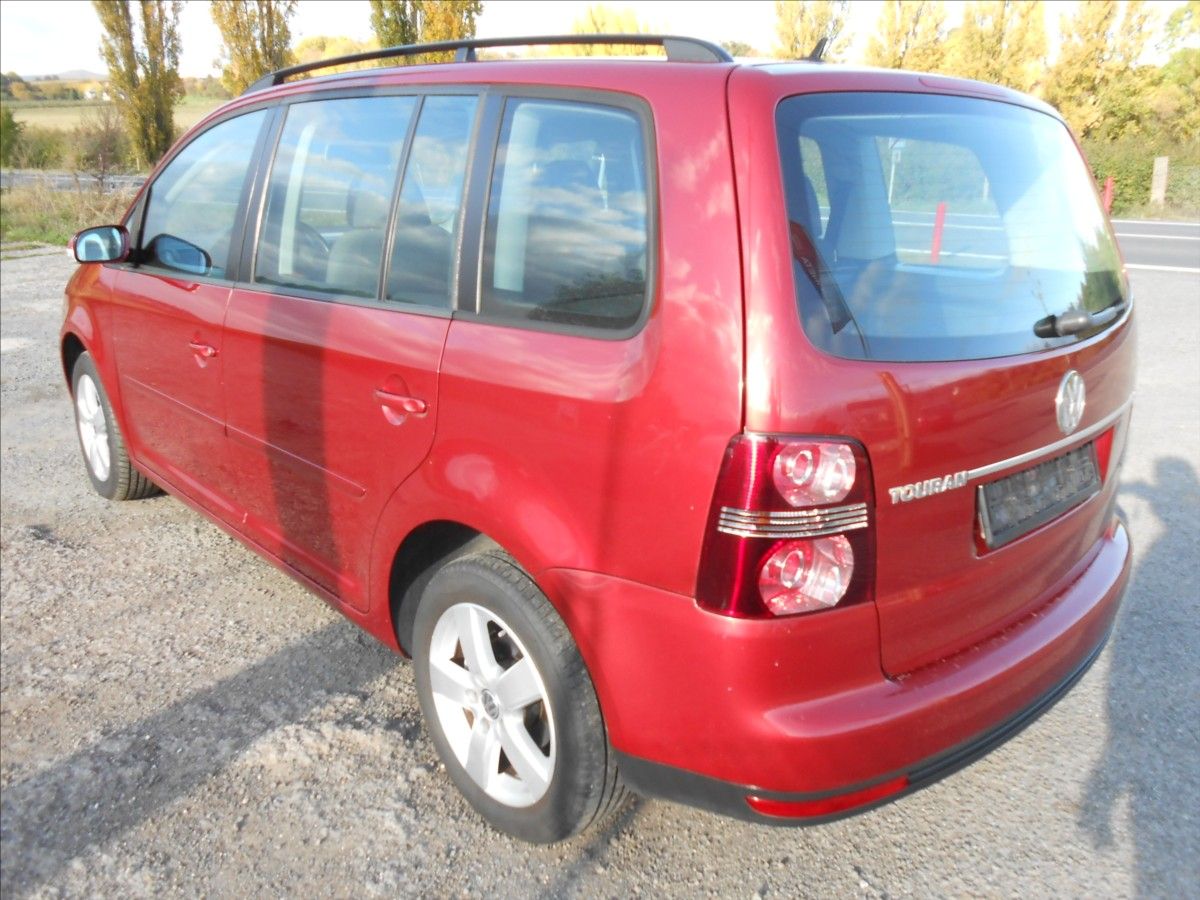 Volkswagen Touran, 1,9 TDI 77 kW Nová spojka - fotka 5
